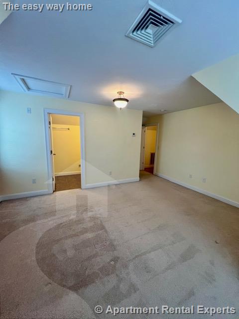 64 Bow St, Magoun Square