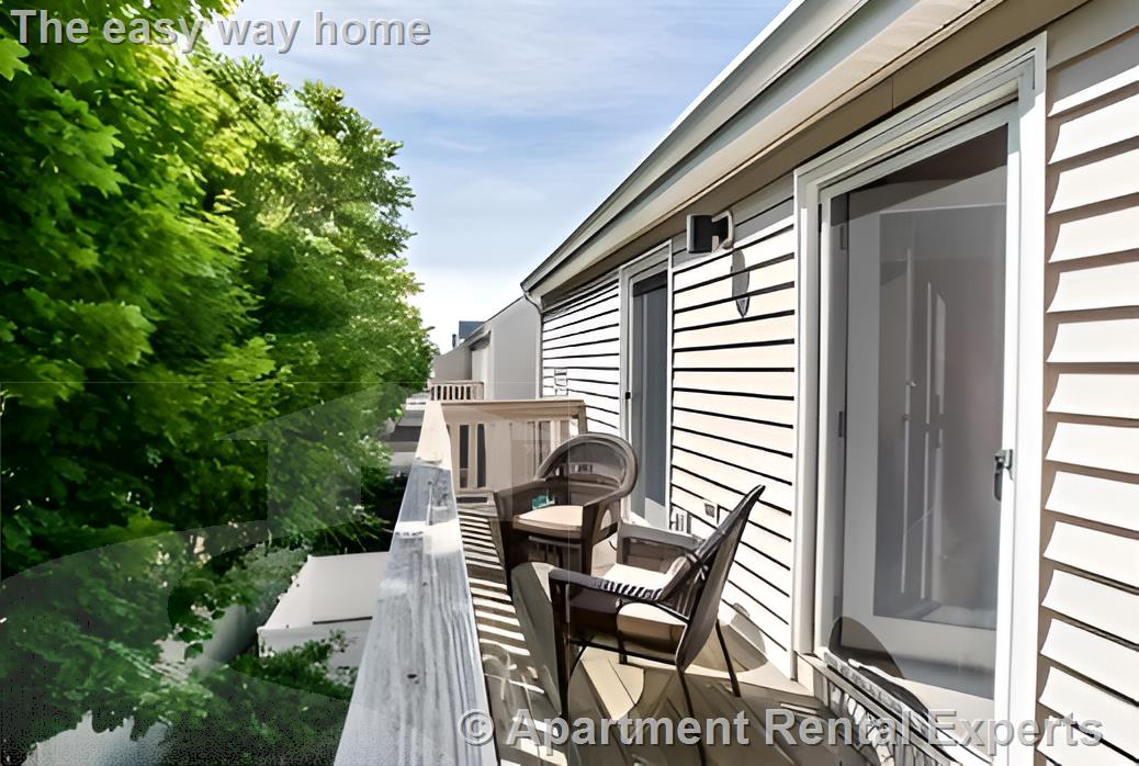 616 Boston Ave, Powderhouse