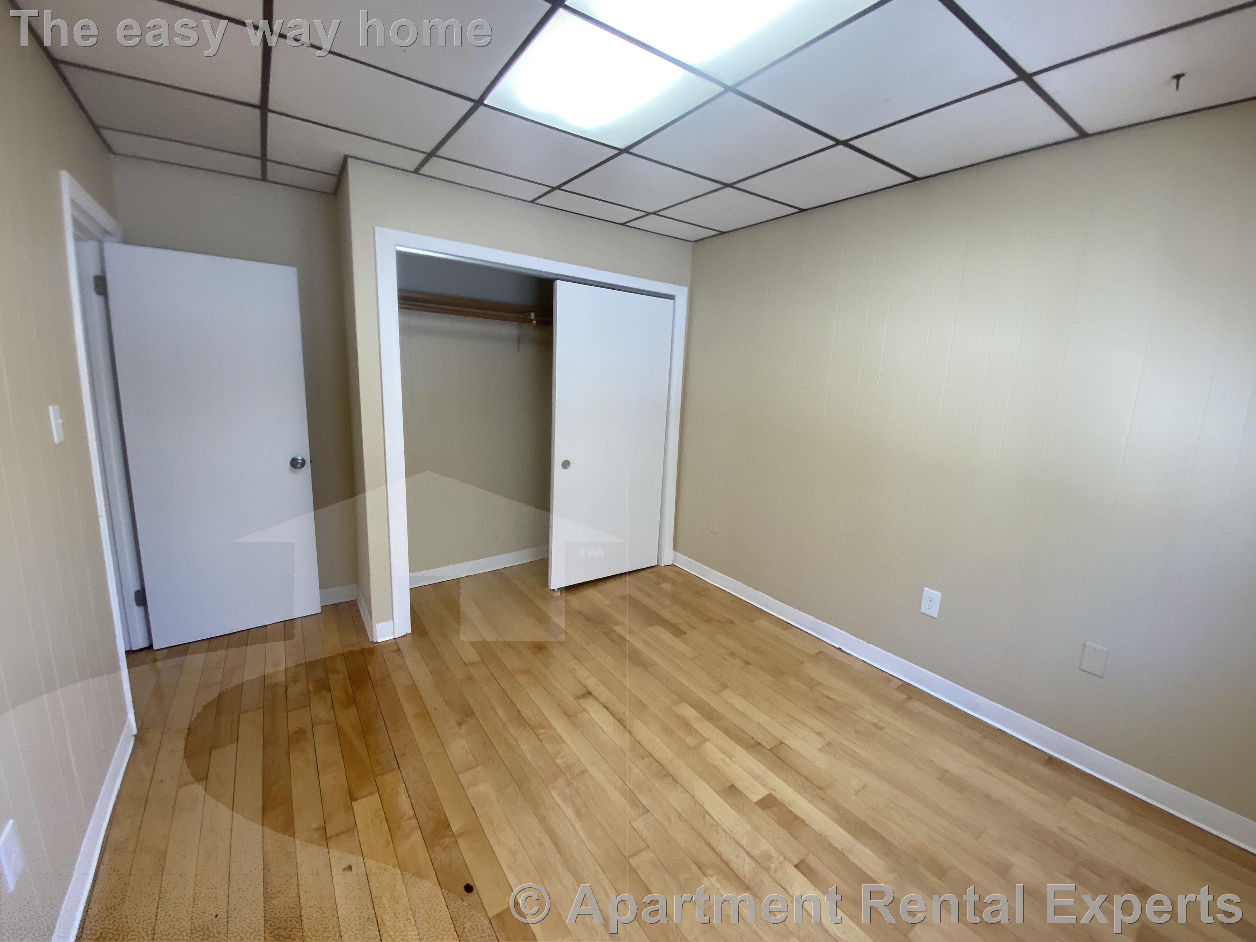 58 Stanley Ave, Tufts