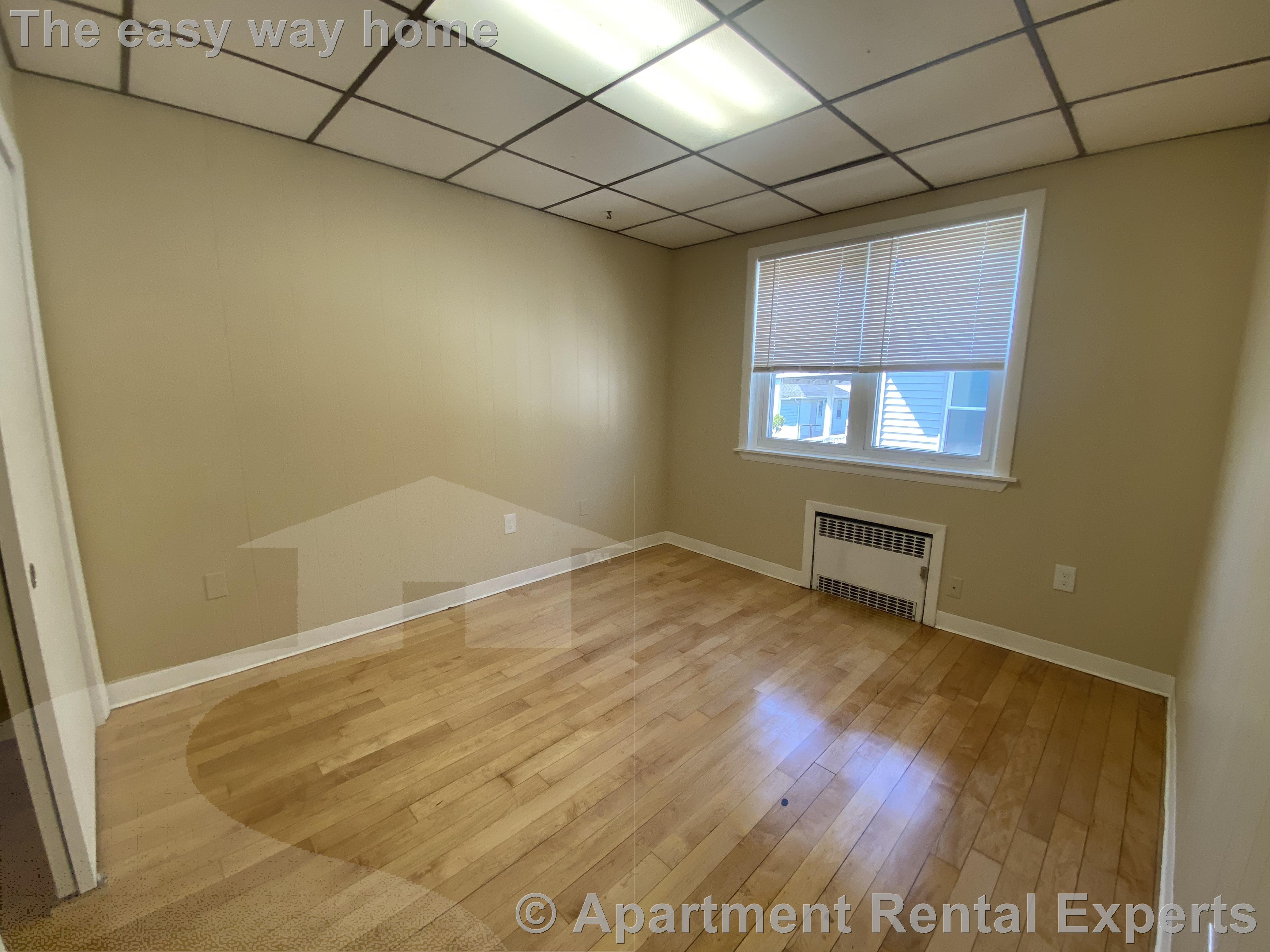 58 Stanley Ave, Tufts