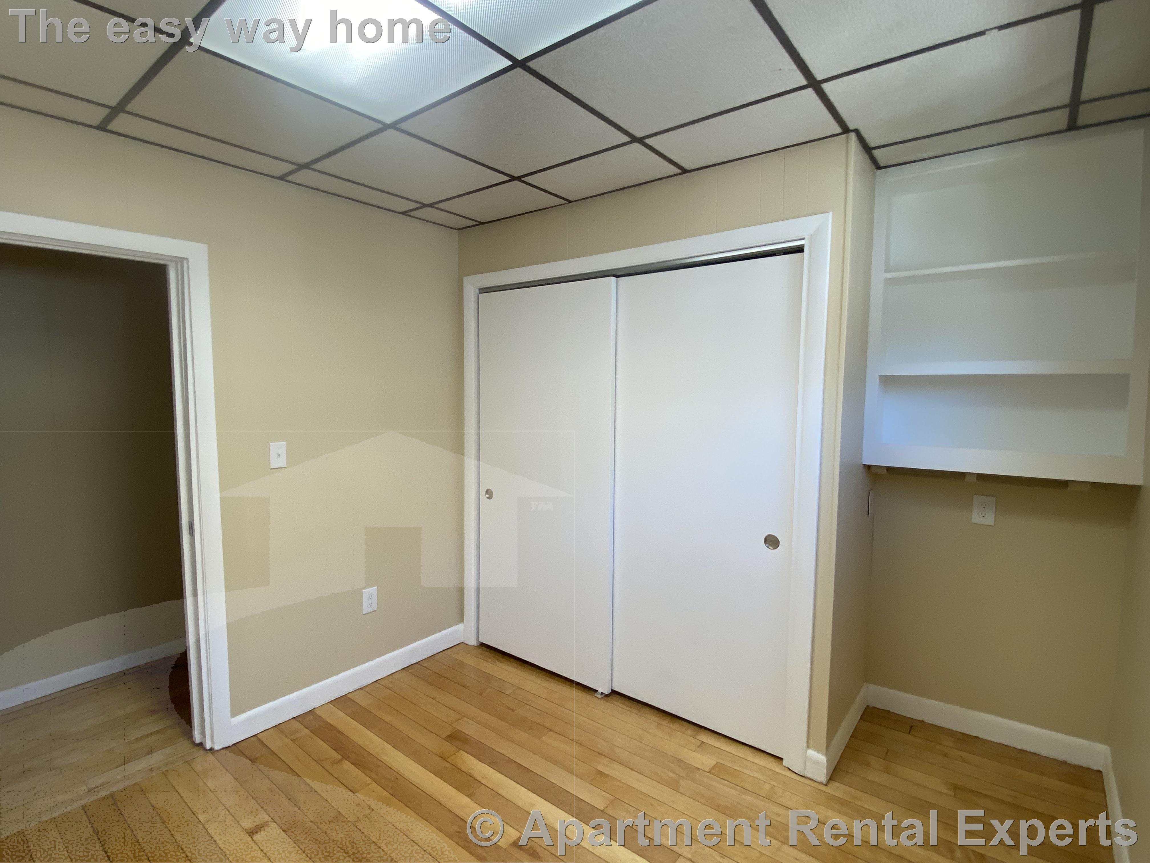 58 Stanley Ave, Tufts