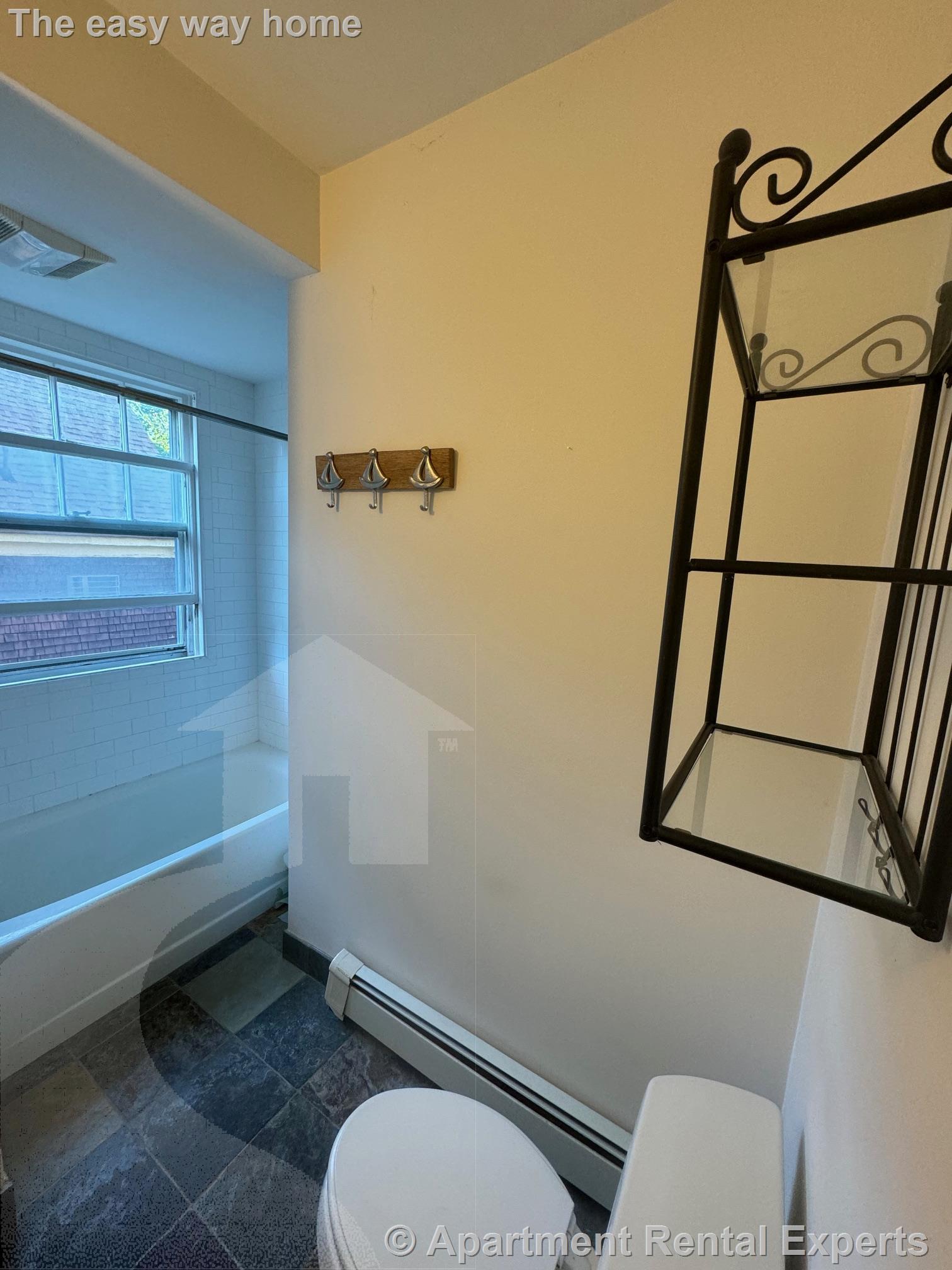 103 Liberty Ave, Davis Square