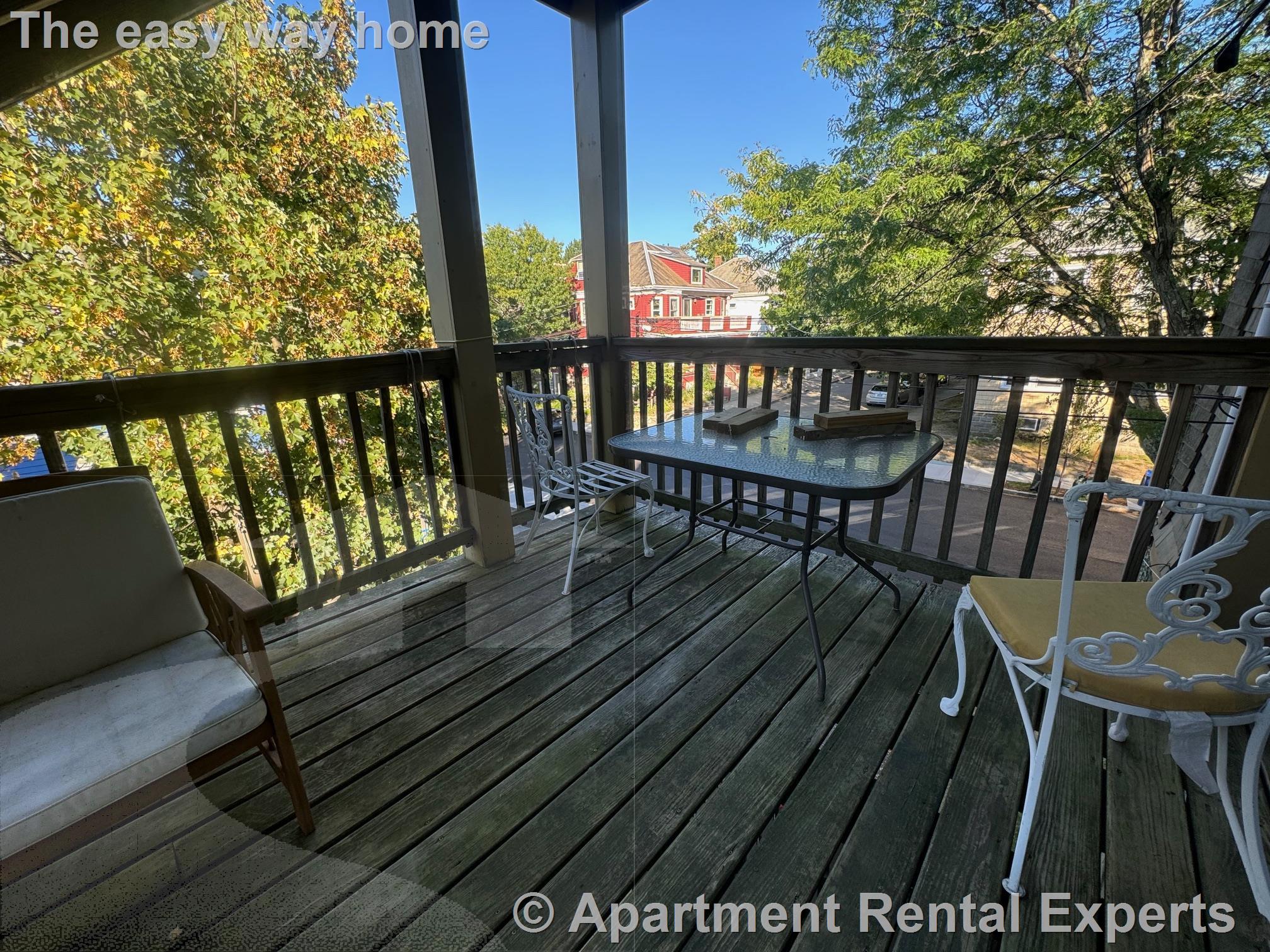 103 Liberty Ave, Davis Square