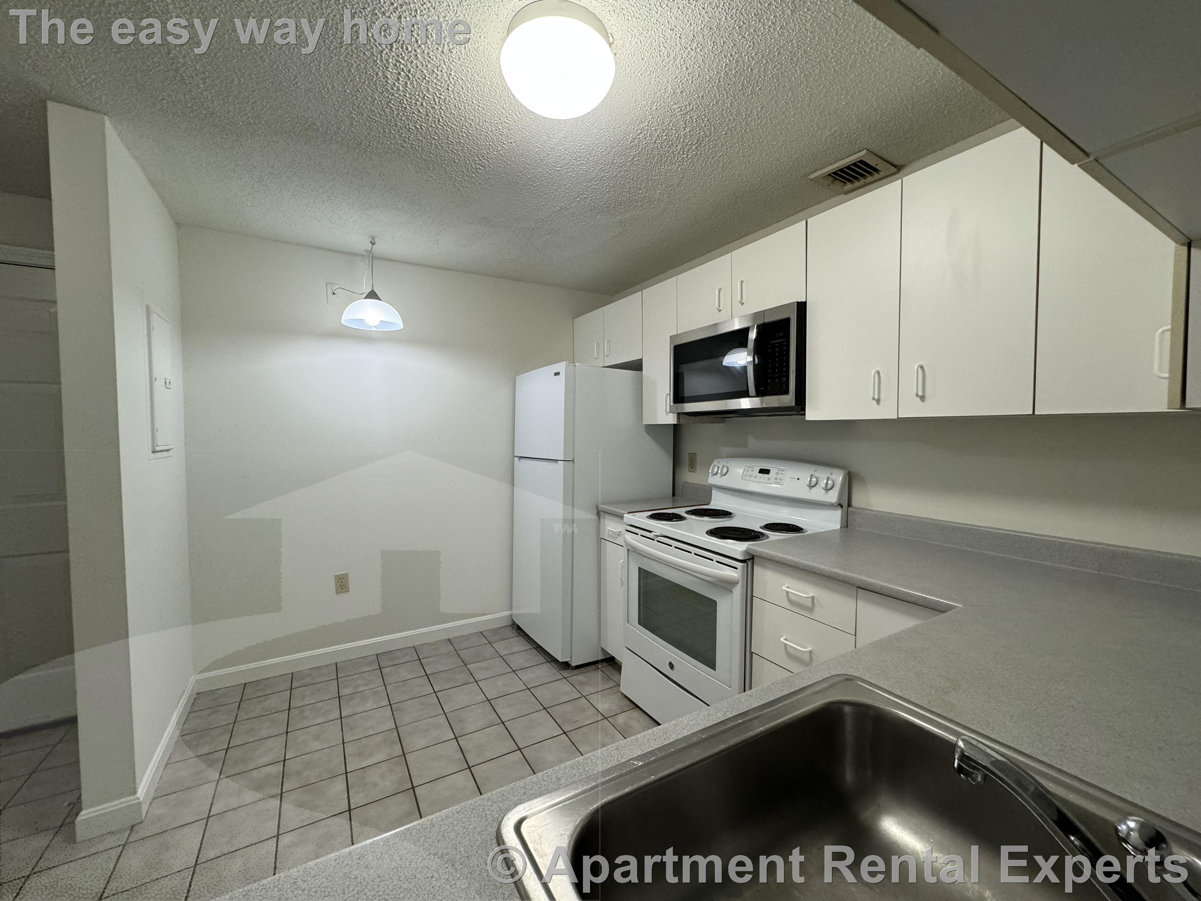 175 Beacon St, Ward Two