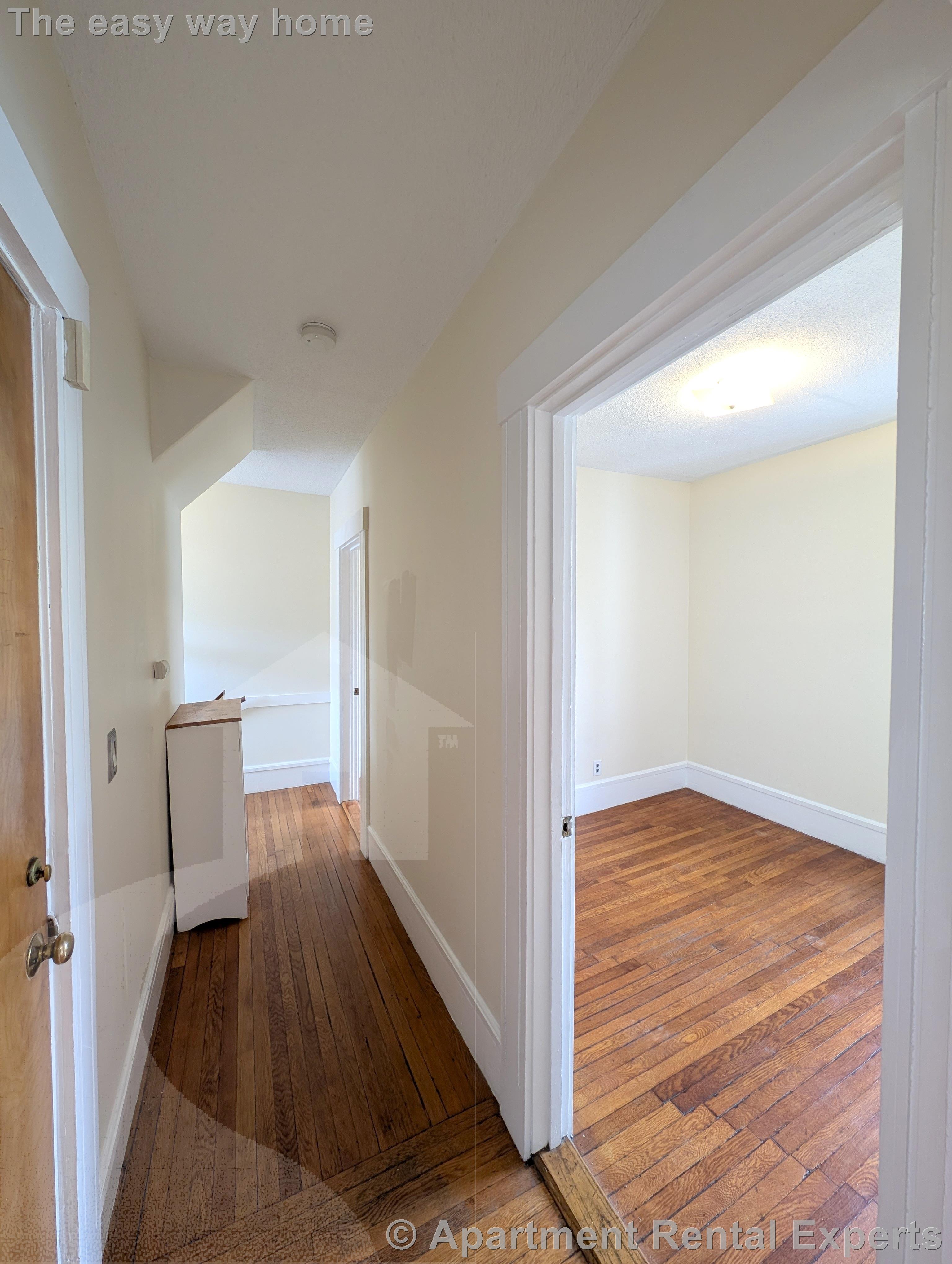 543 Broadway, Magoun Square