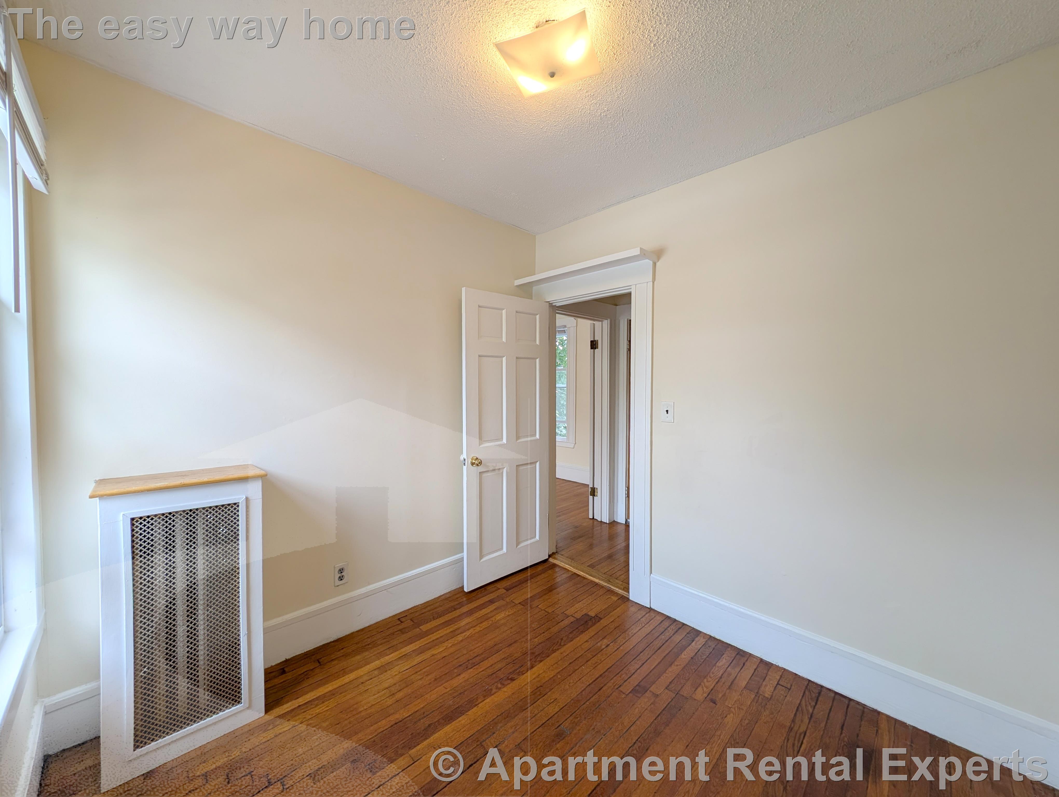 543 Broadway, Magoun Square