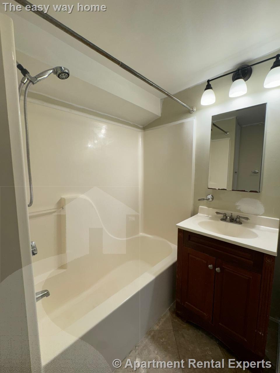 5 Clyde St, Davis Square