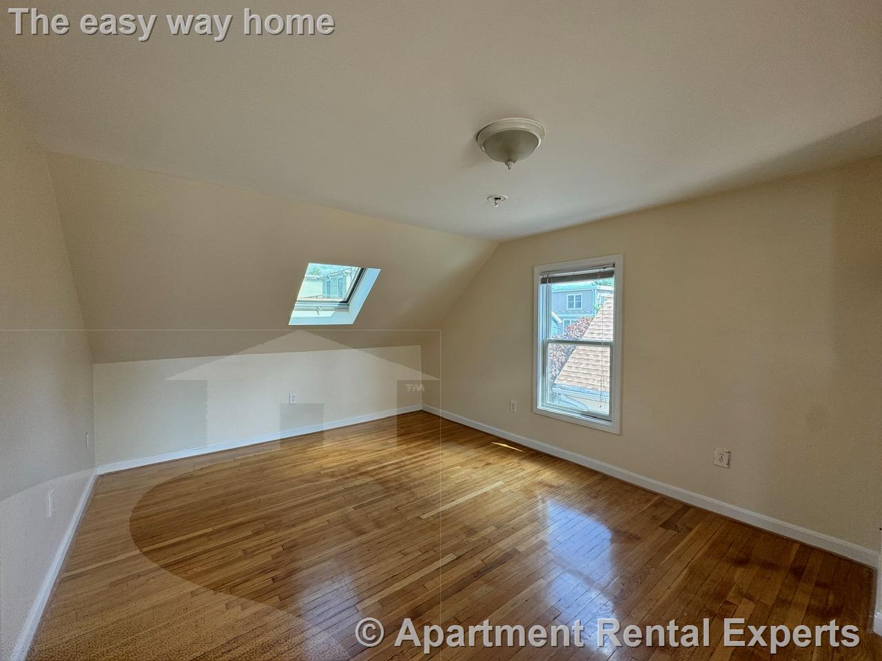 5 Clyde St, Davis Square