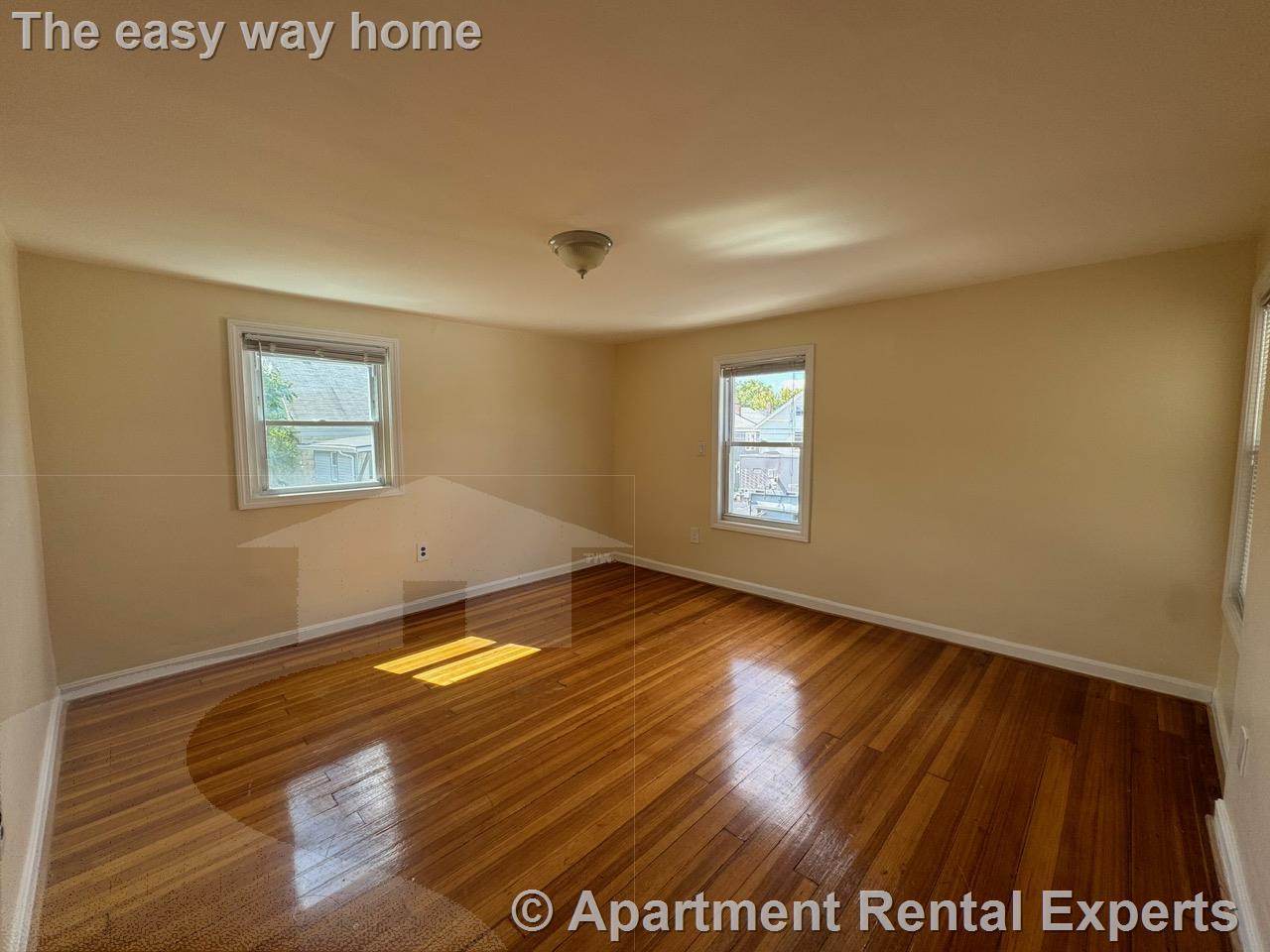 5 Clyde St, Davis Square