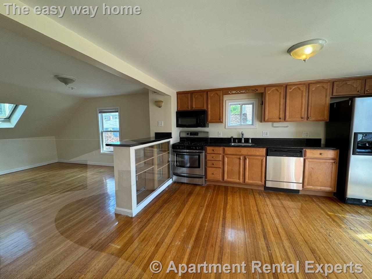 5 Clyde St, Davis Square