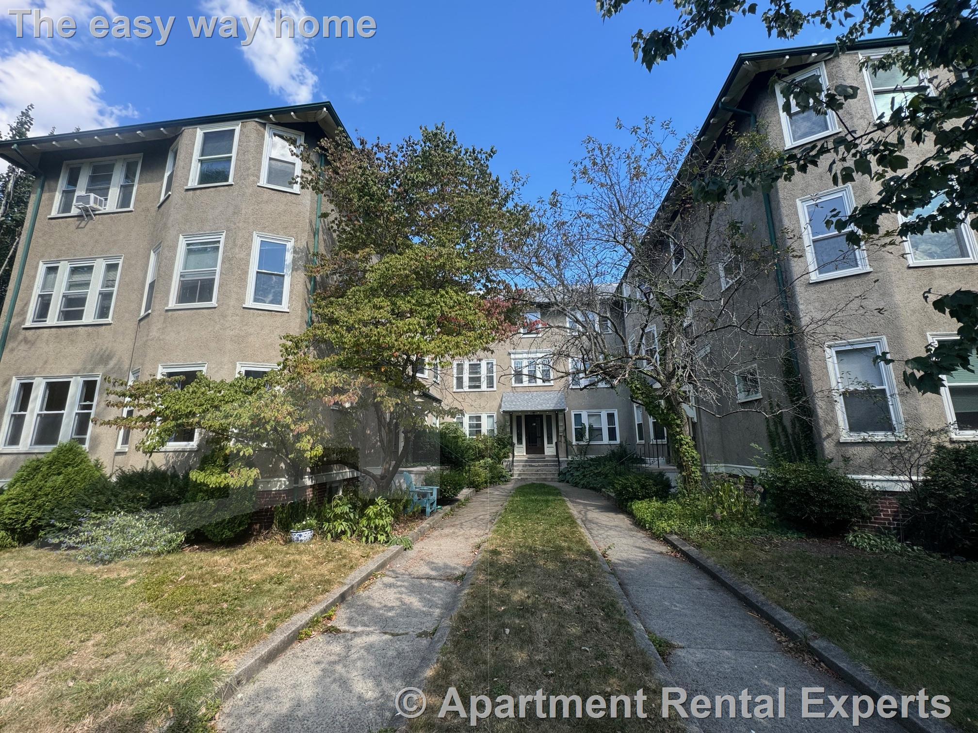 99 Lexington Ave, Huron Village