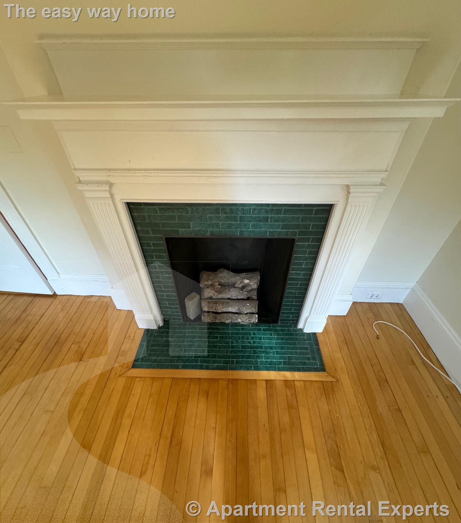 99 Lexington Ave, Huron Village