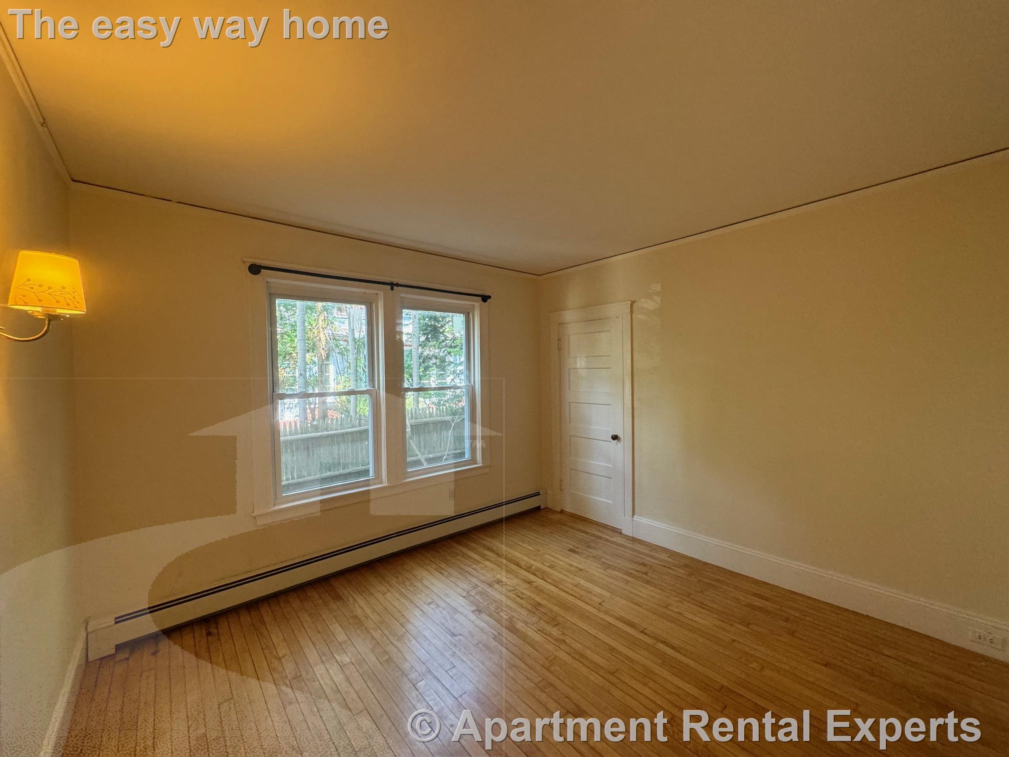 99 Lexington Ave, Huron Village