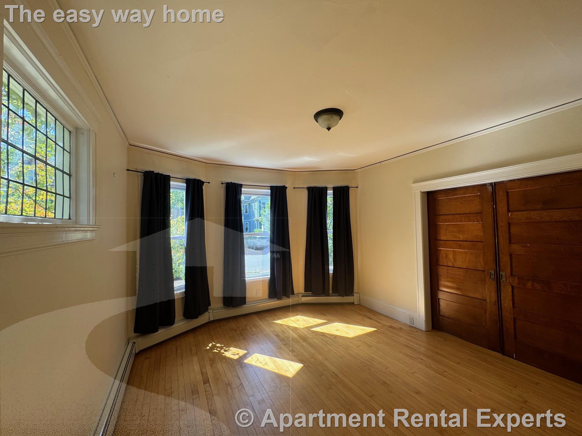 99 Lexington Ave, Huron Village