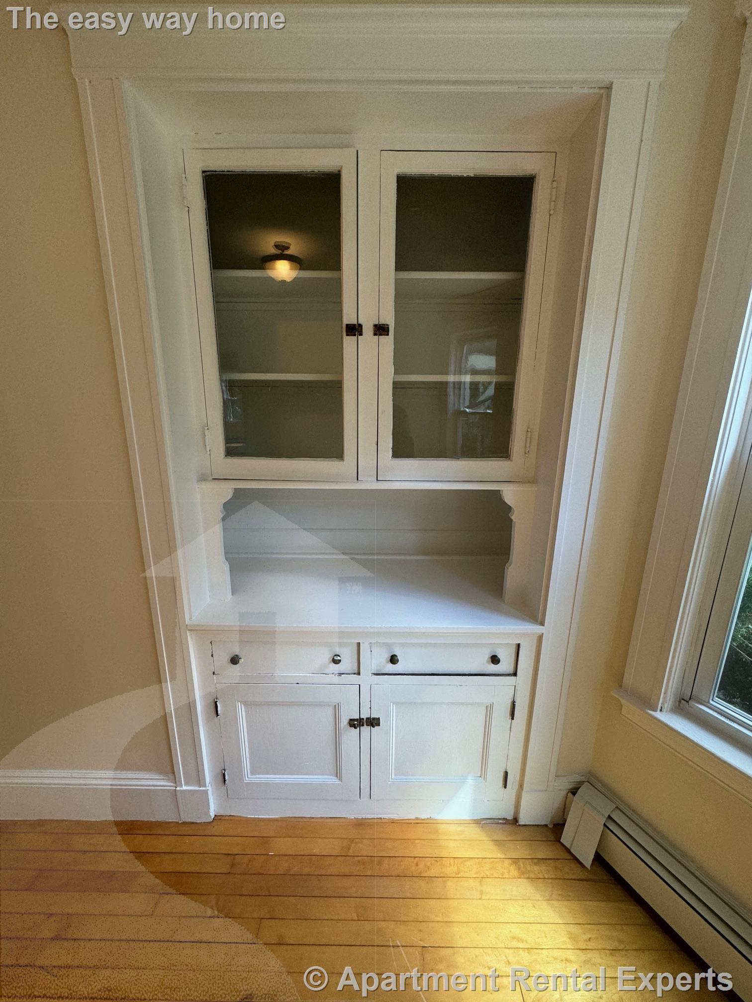 99 Lexington Ave, Huron Village