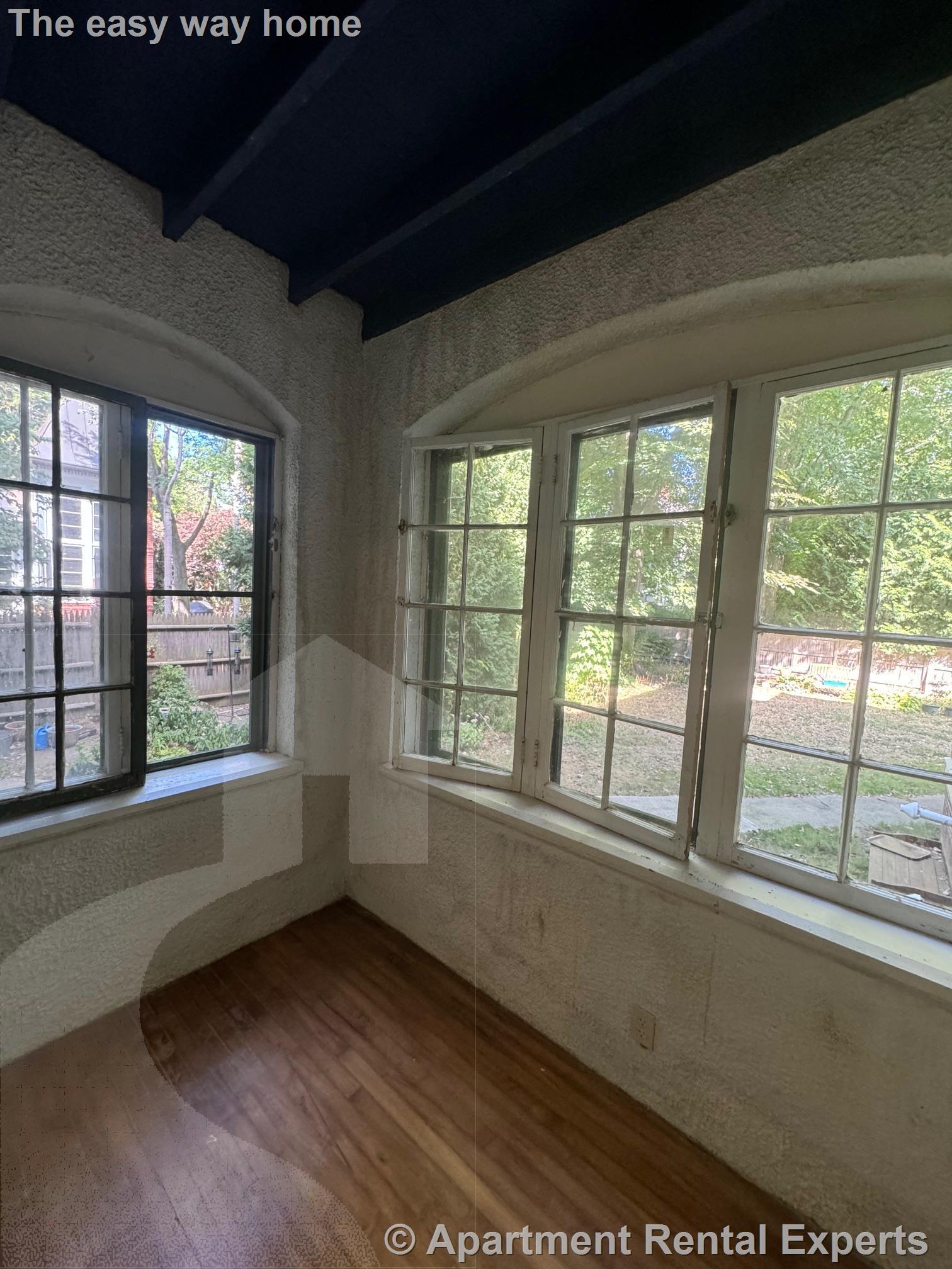 99 Lexington Ave, Huron Village