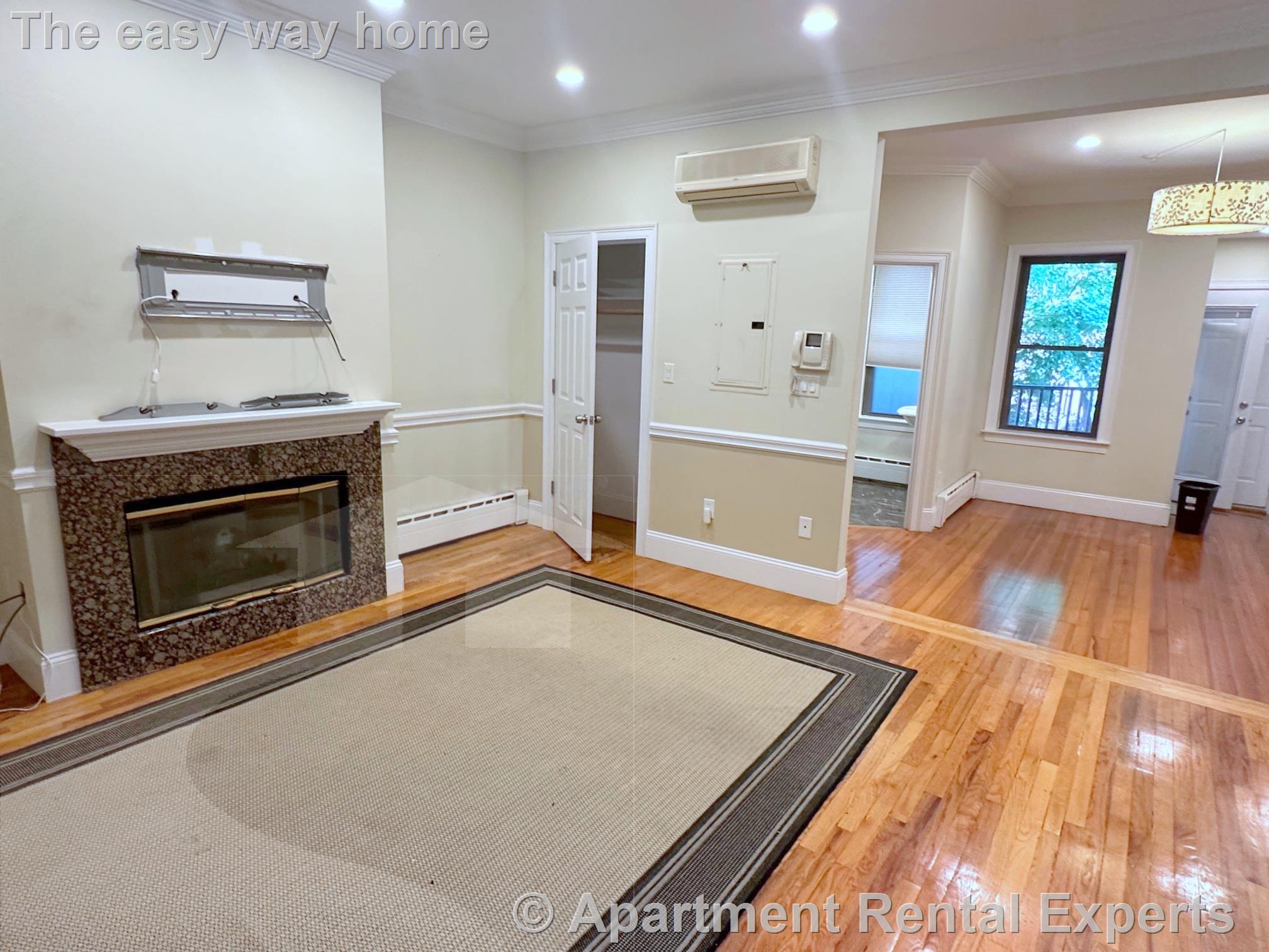 268 River St, Central Square