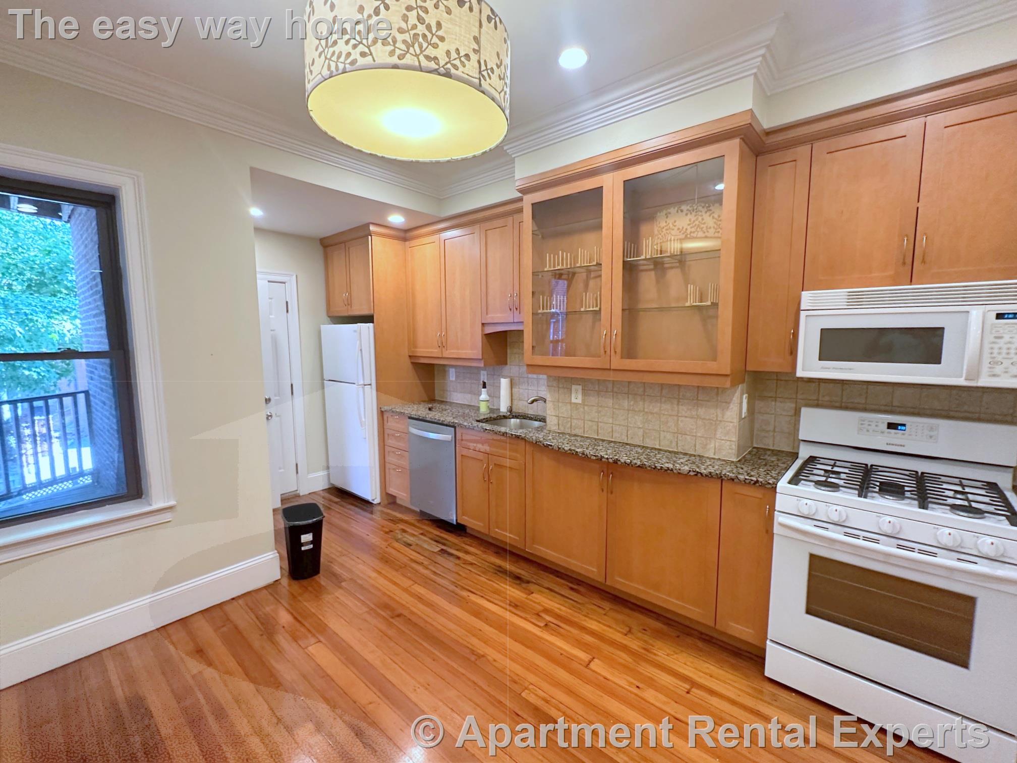 268 River St, Central Square