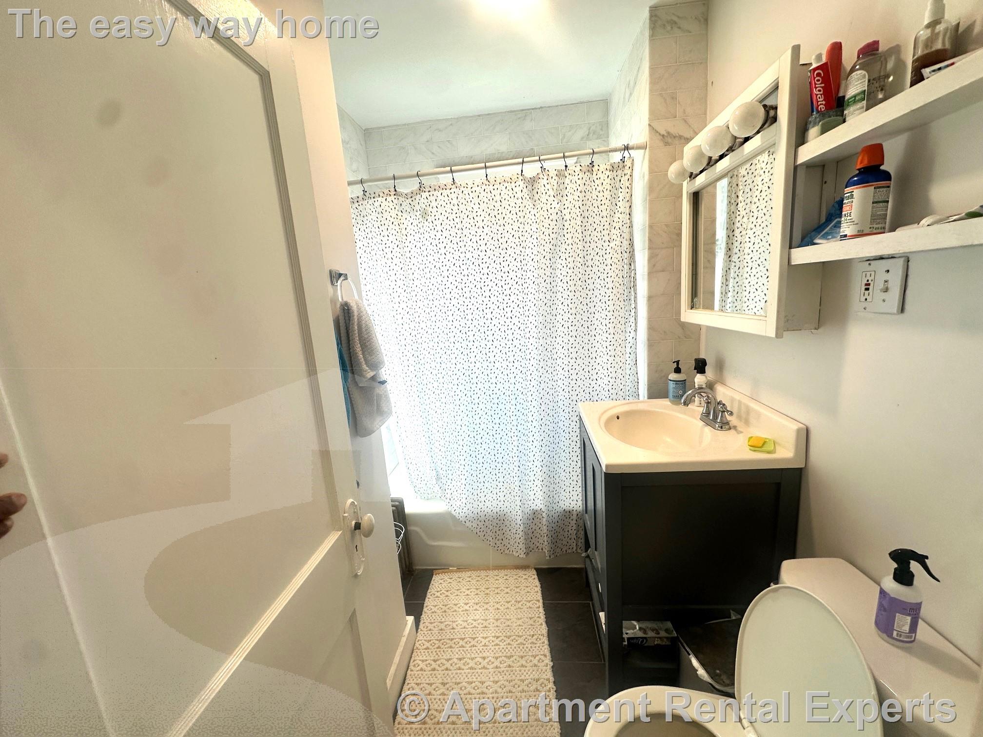 23 Edison Ave, Tufts