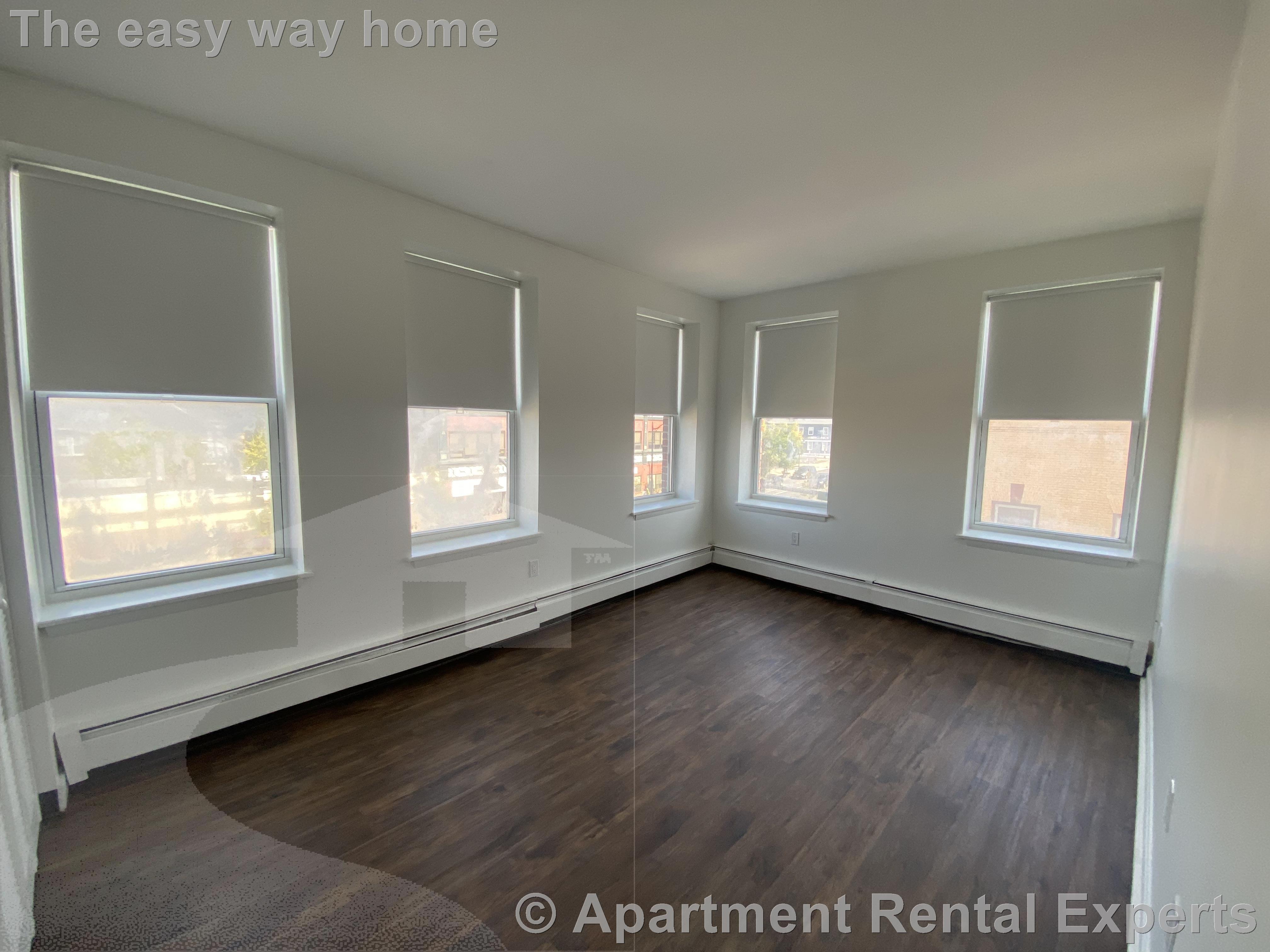 1 Franklin St, Sullivan Square