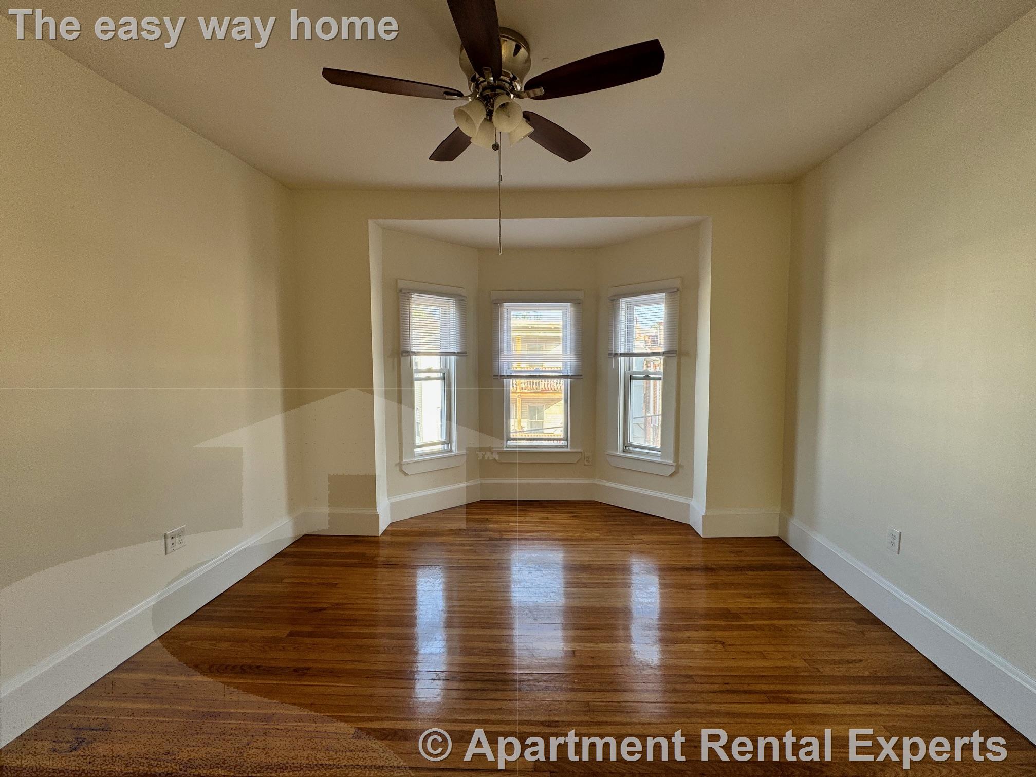 186 Lowell St, Spring Hill