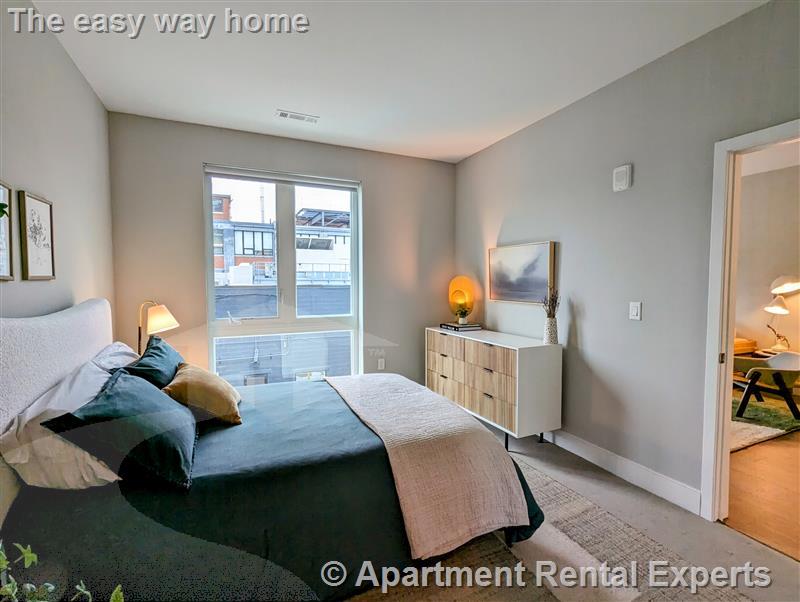 10 Inner Belt Rd, Union Square