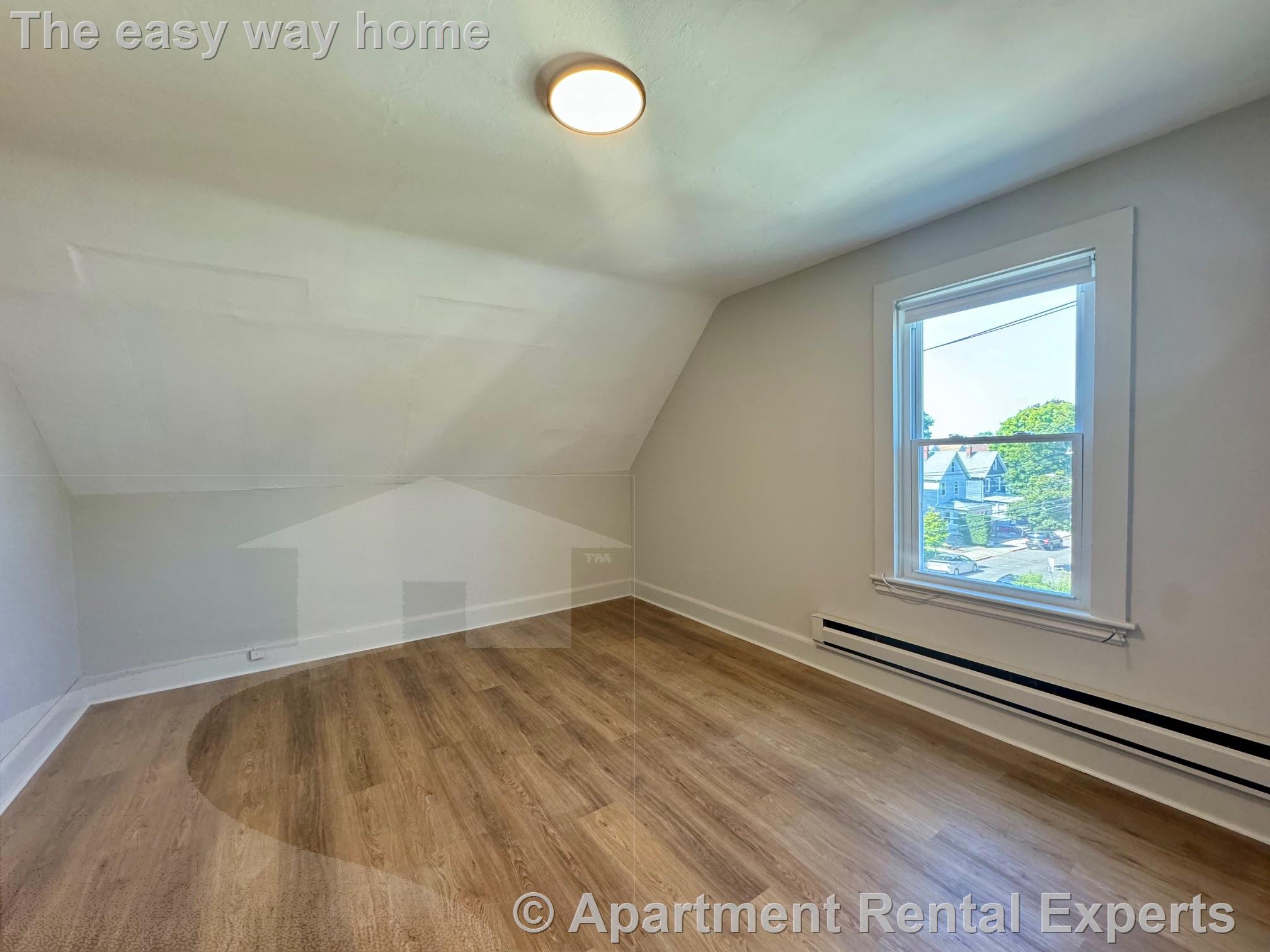 63 Grove St, Davis Square