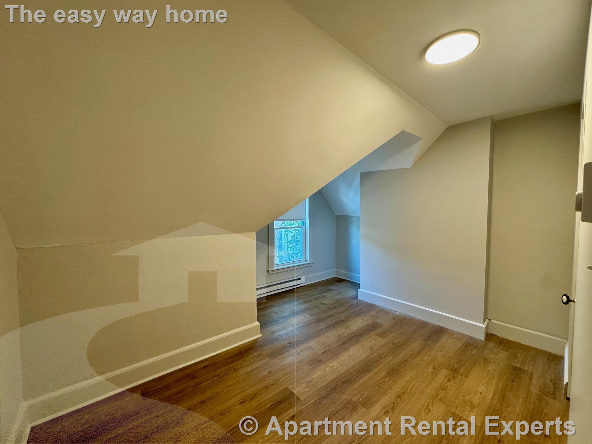 63 Grove St, Davis Square