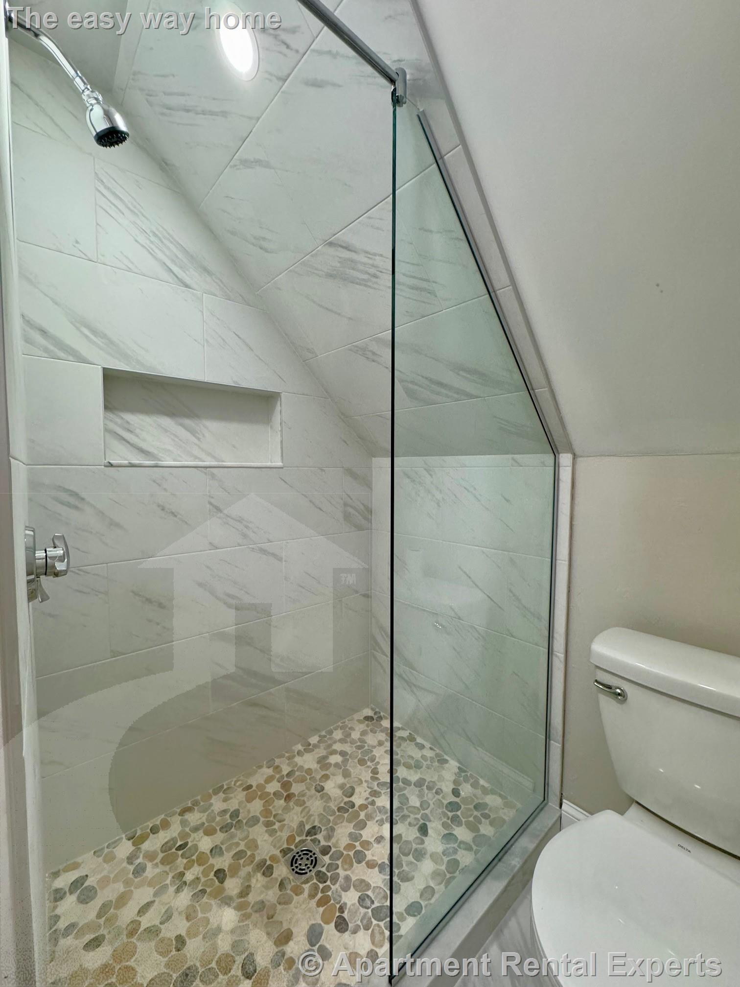 63 Grove St, Davis Square