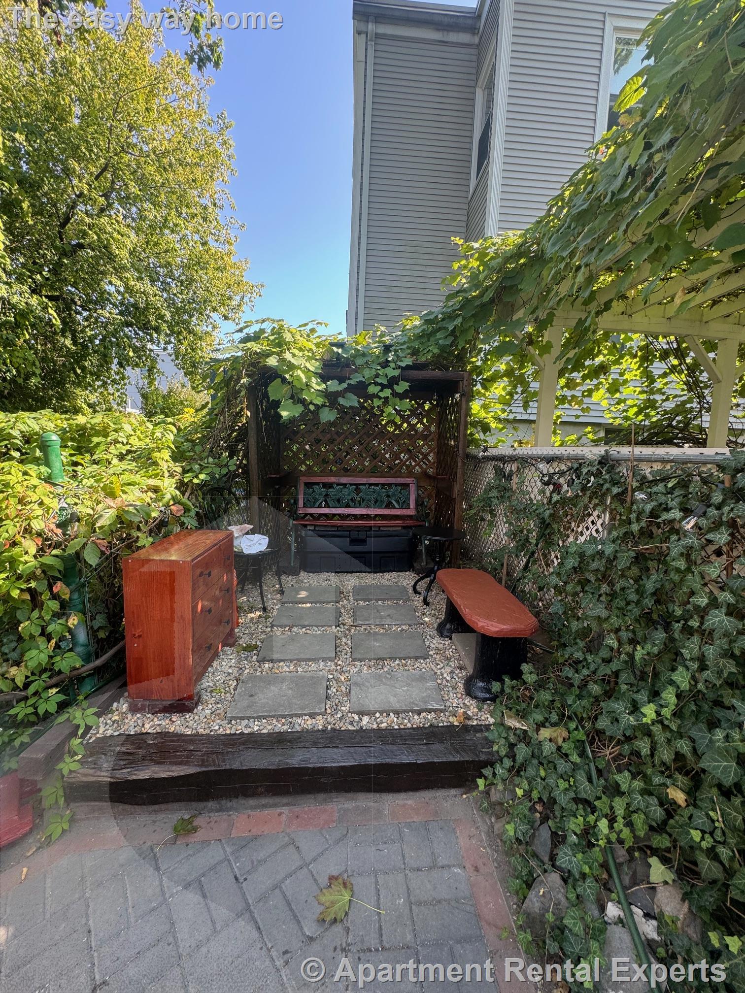 20 Dell St, East Somerville