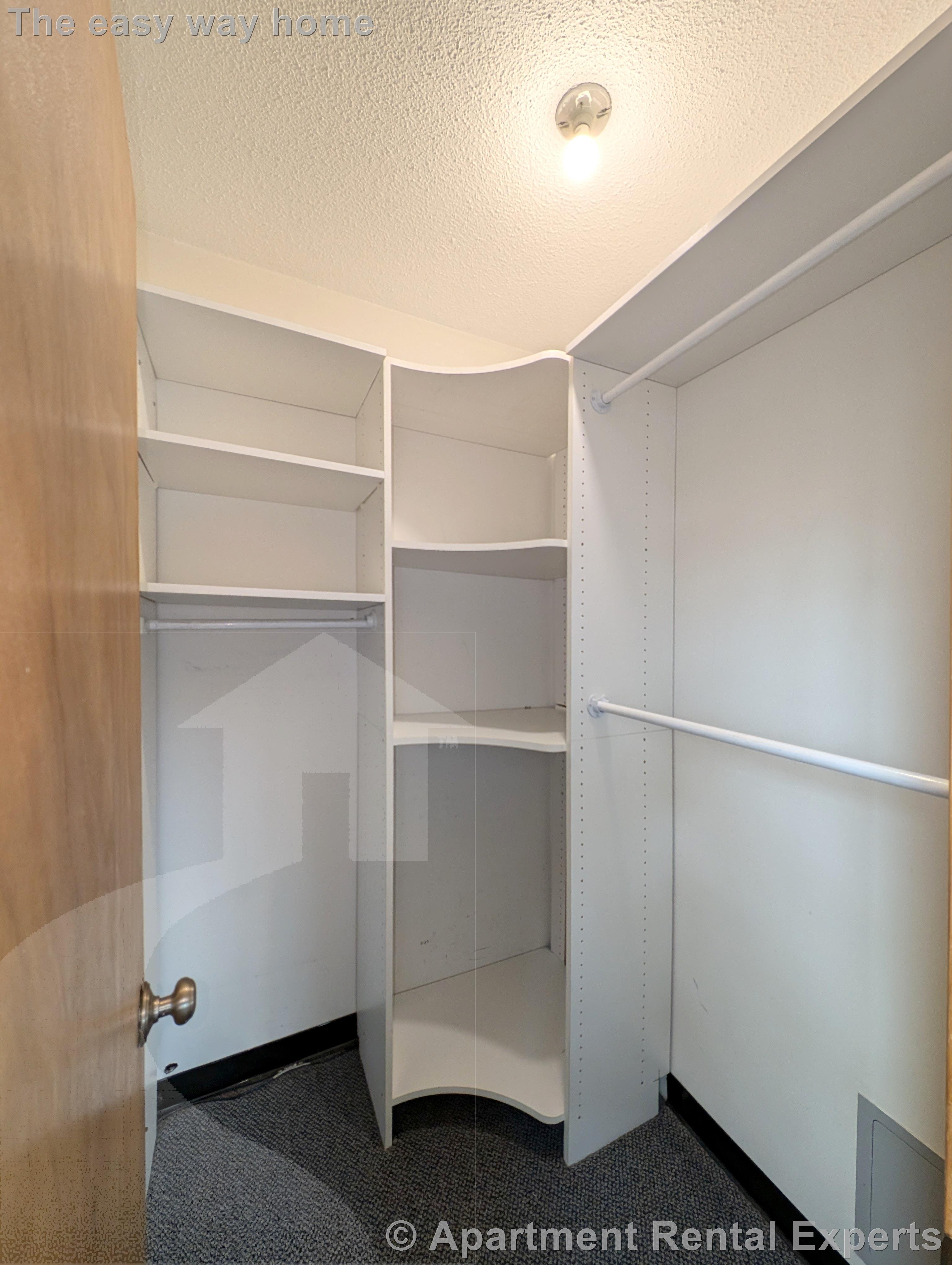 474 Broadway, Magoun Square