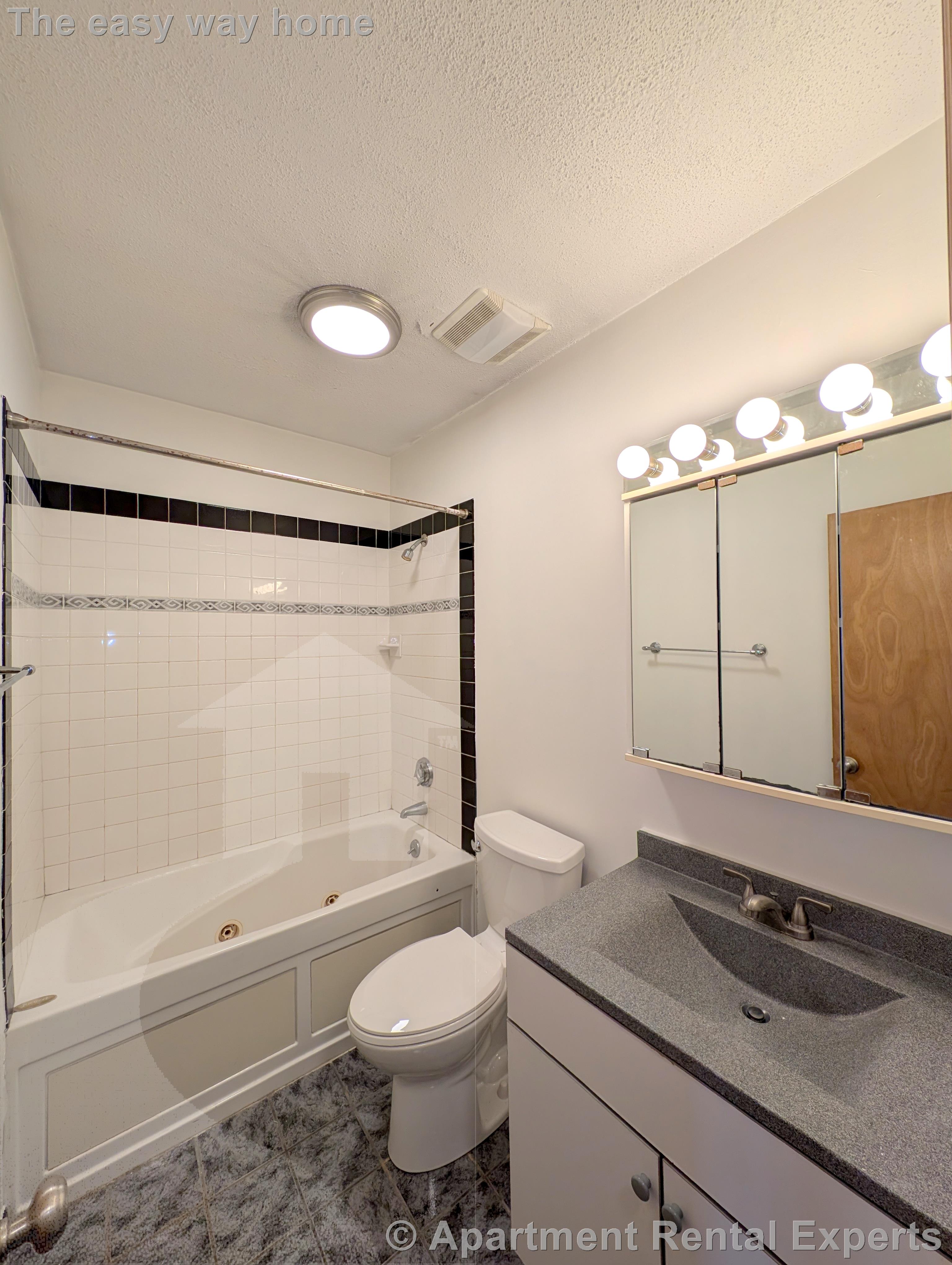 474 Broadway, Magoun Square