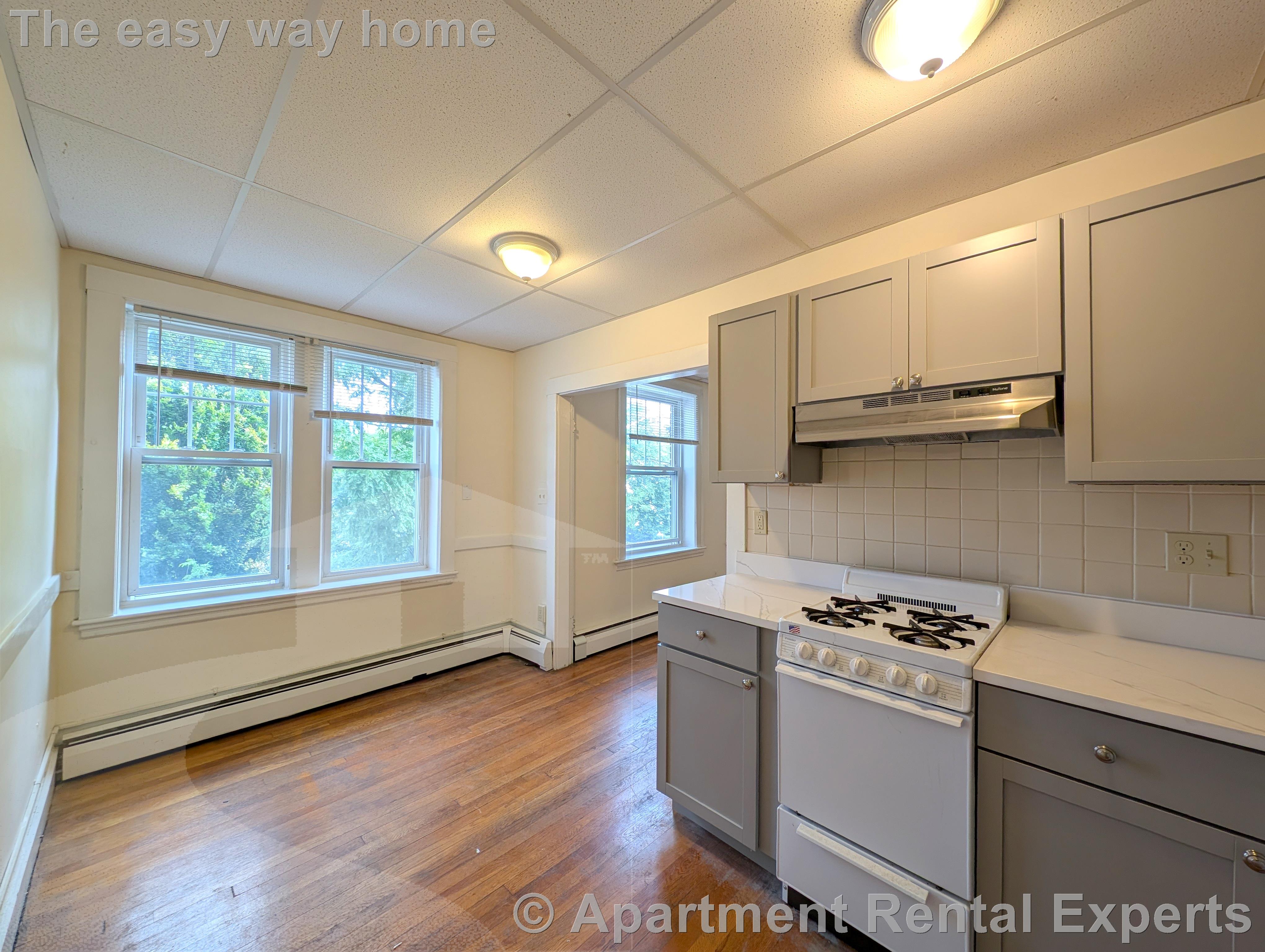 36 College Ave, Davis Square