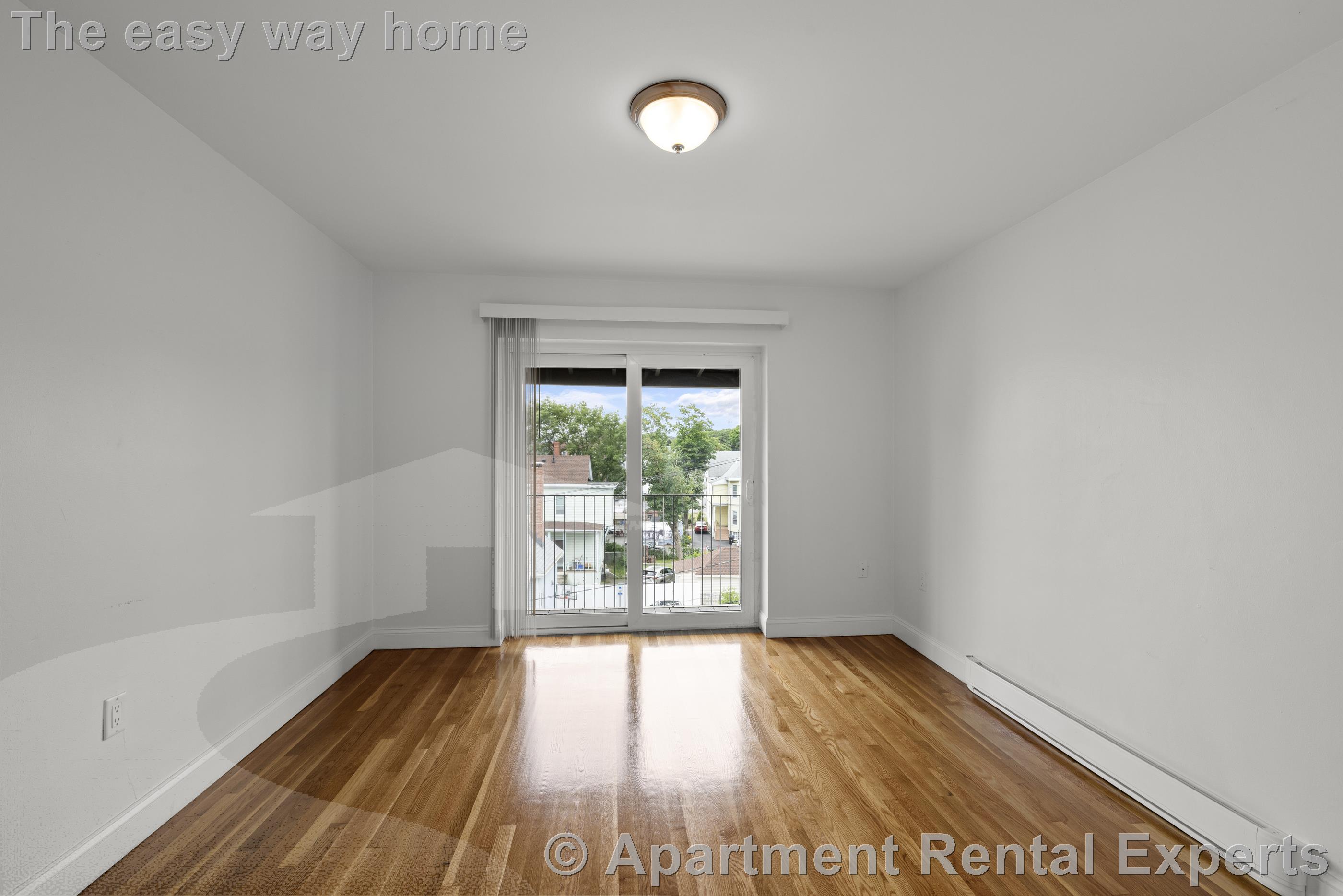 134 Summer St, Malden Center