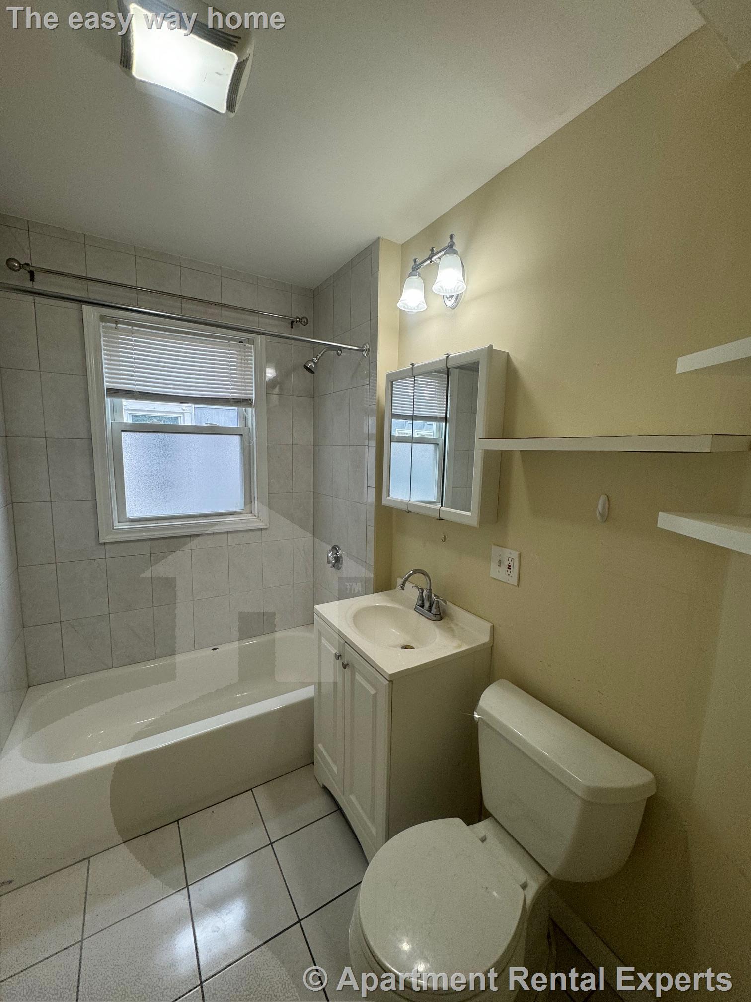 1274 Broadway, Teele Square