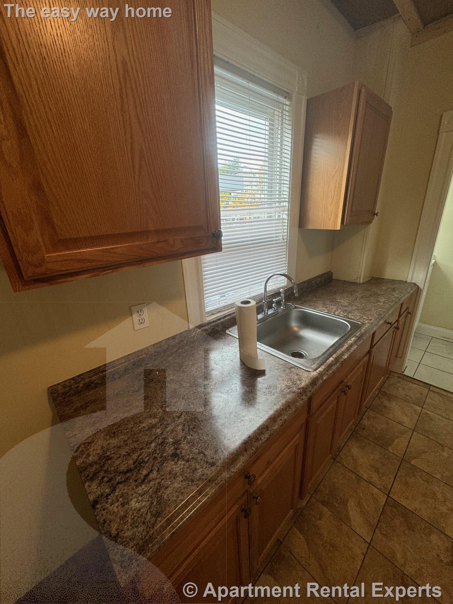 1274 Broadway, Teele Square