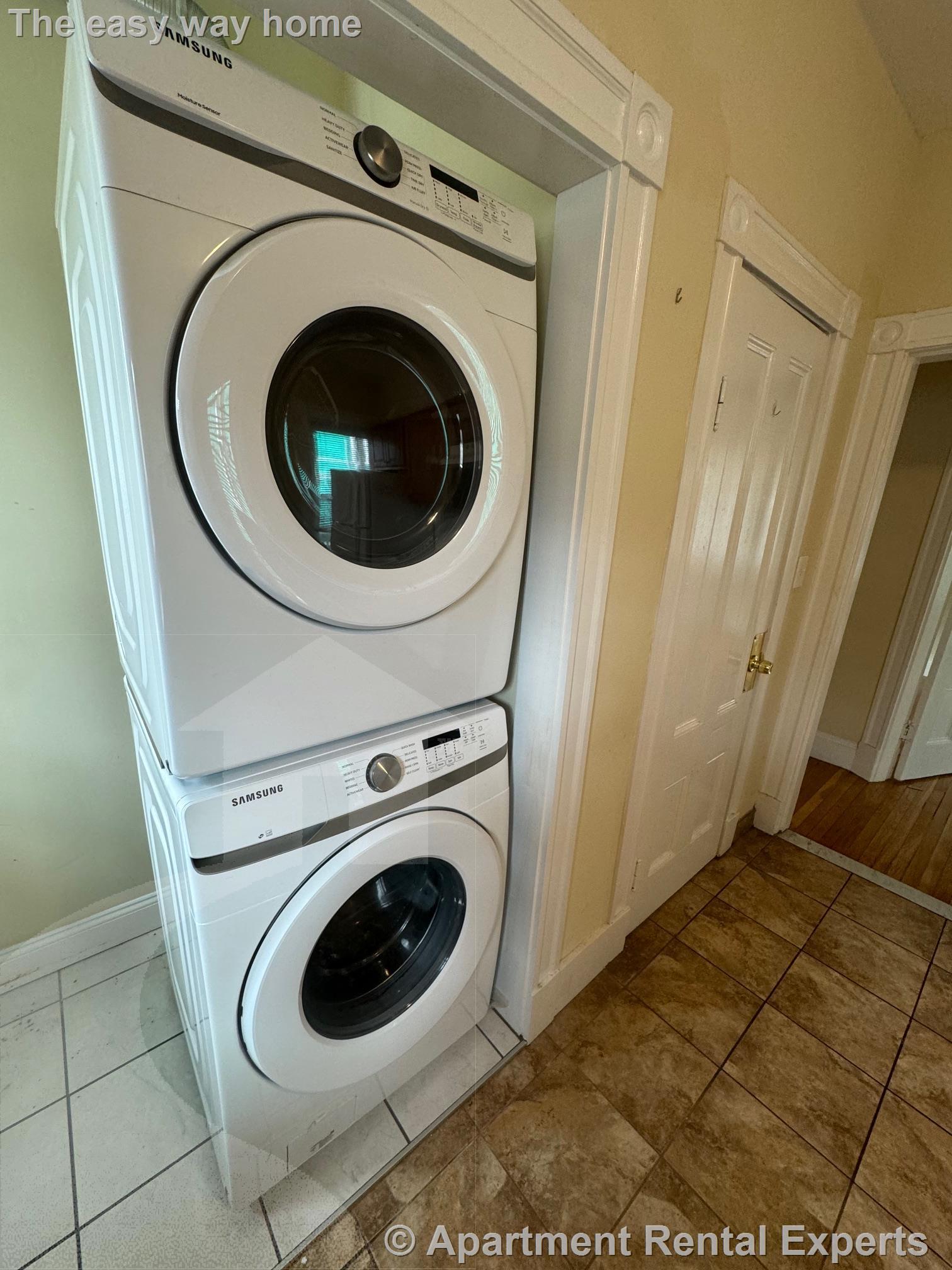 1274 Broadway, Teele Square