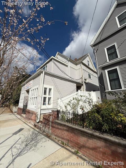 63 Elm St, Porter Square