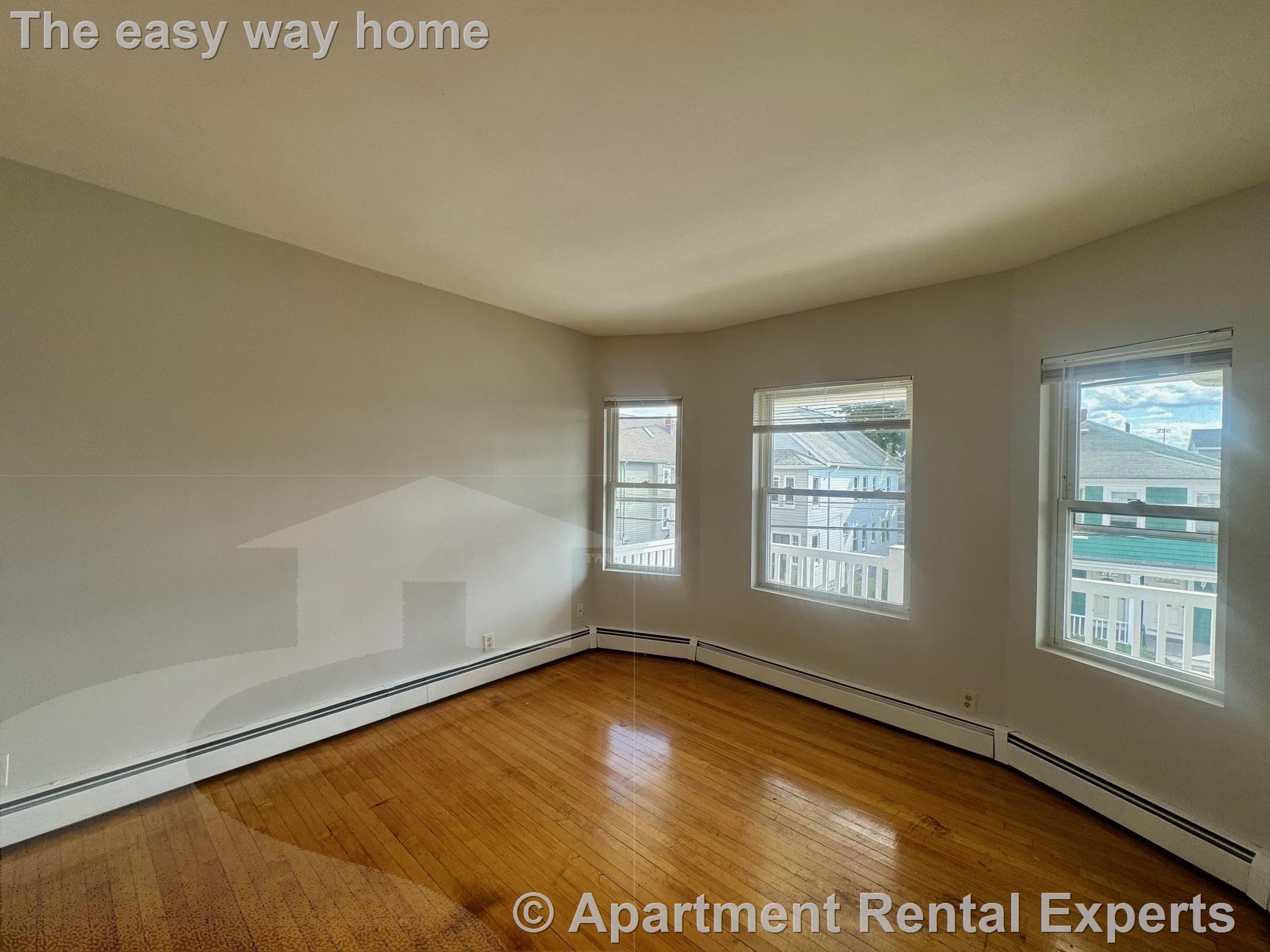 69 Frederick Ave, Tufts