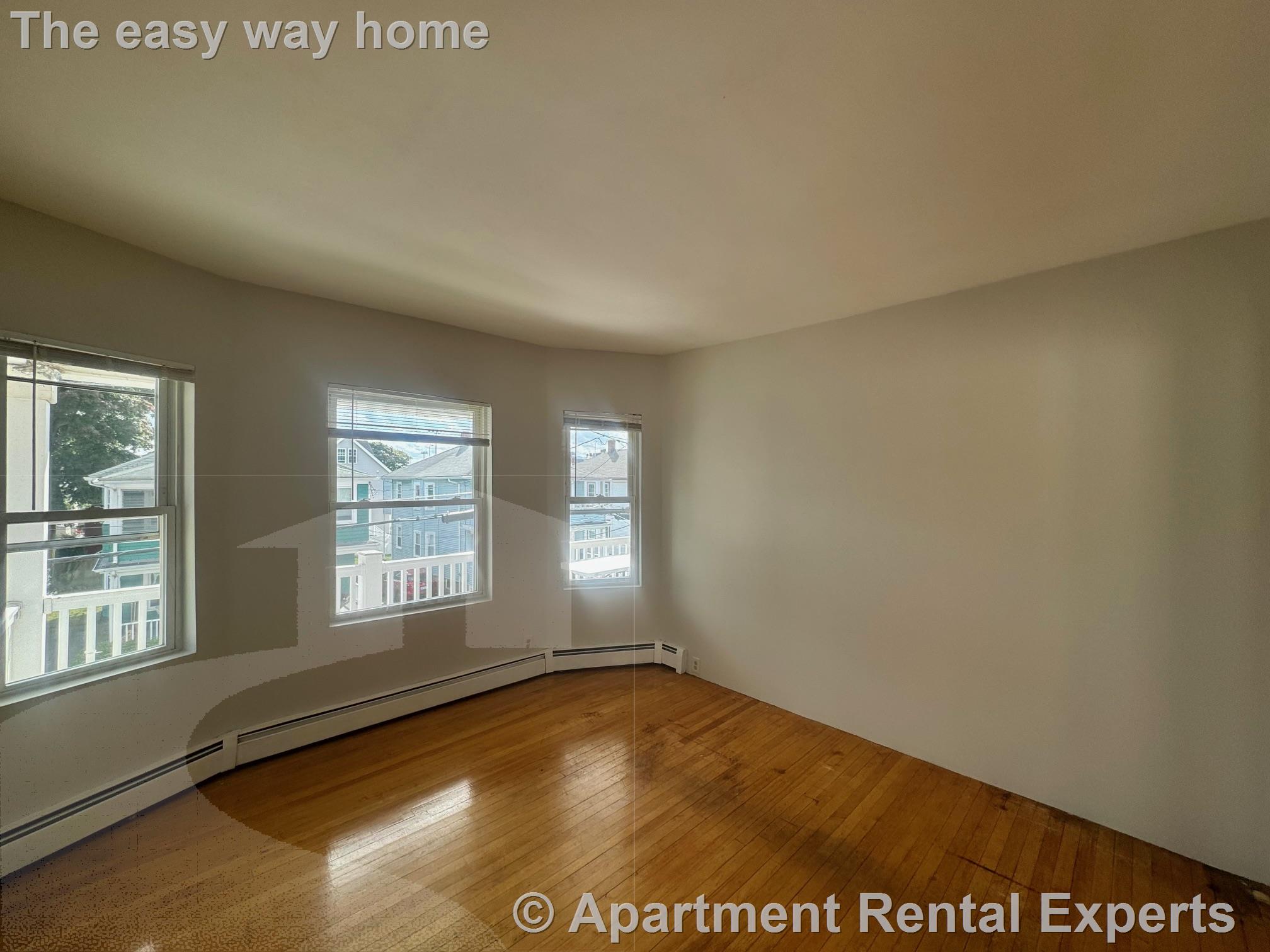 69 Frederick Ave, Tufts