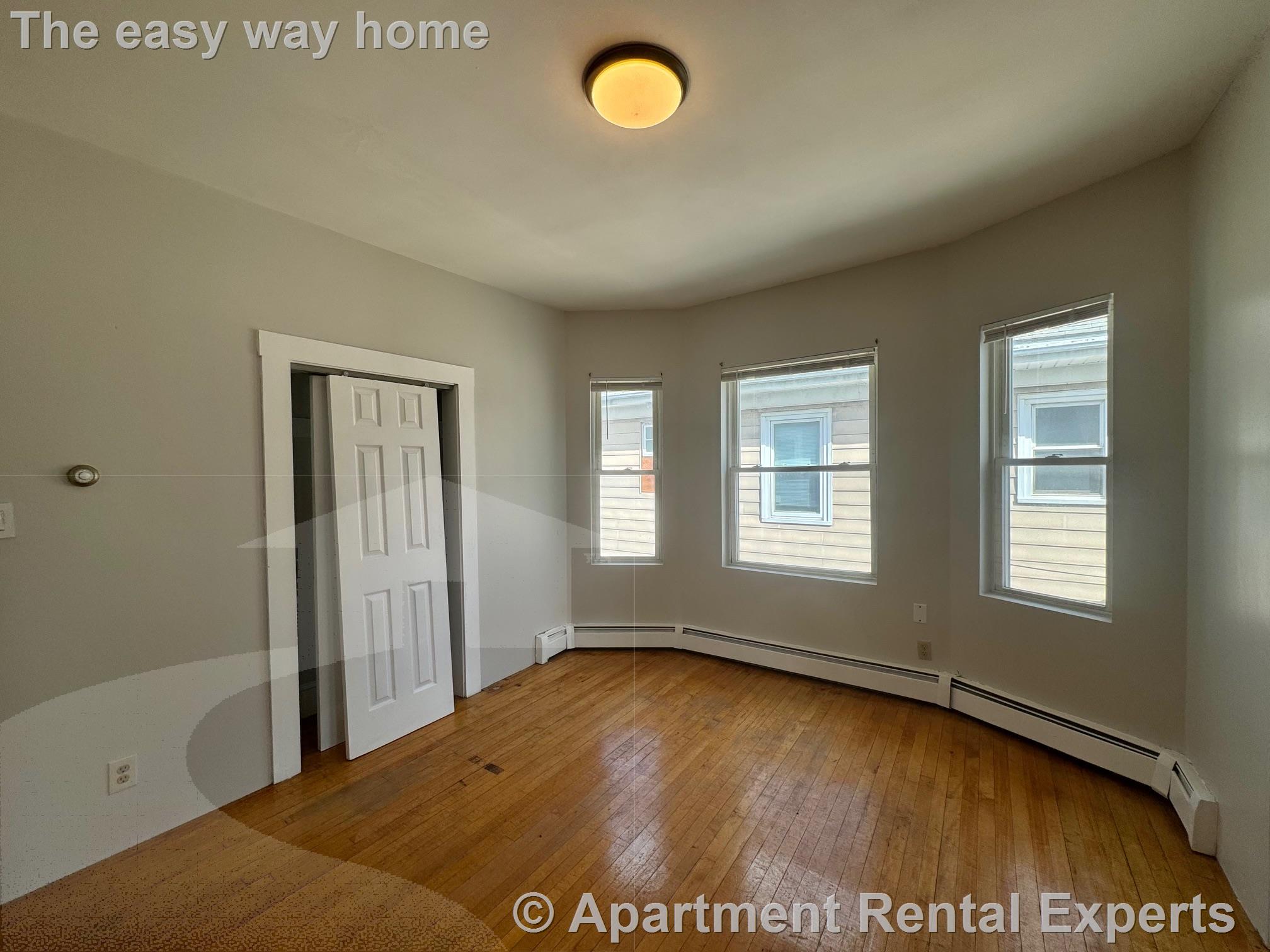 69 Frederick Ave, Tufts