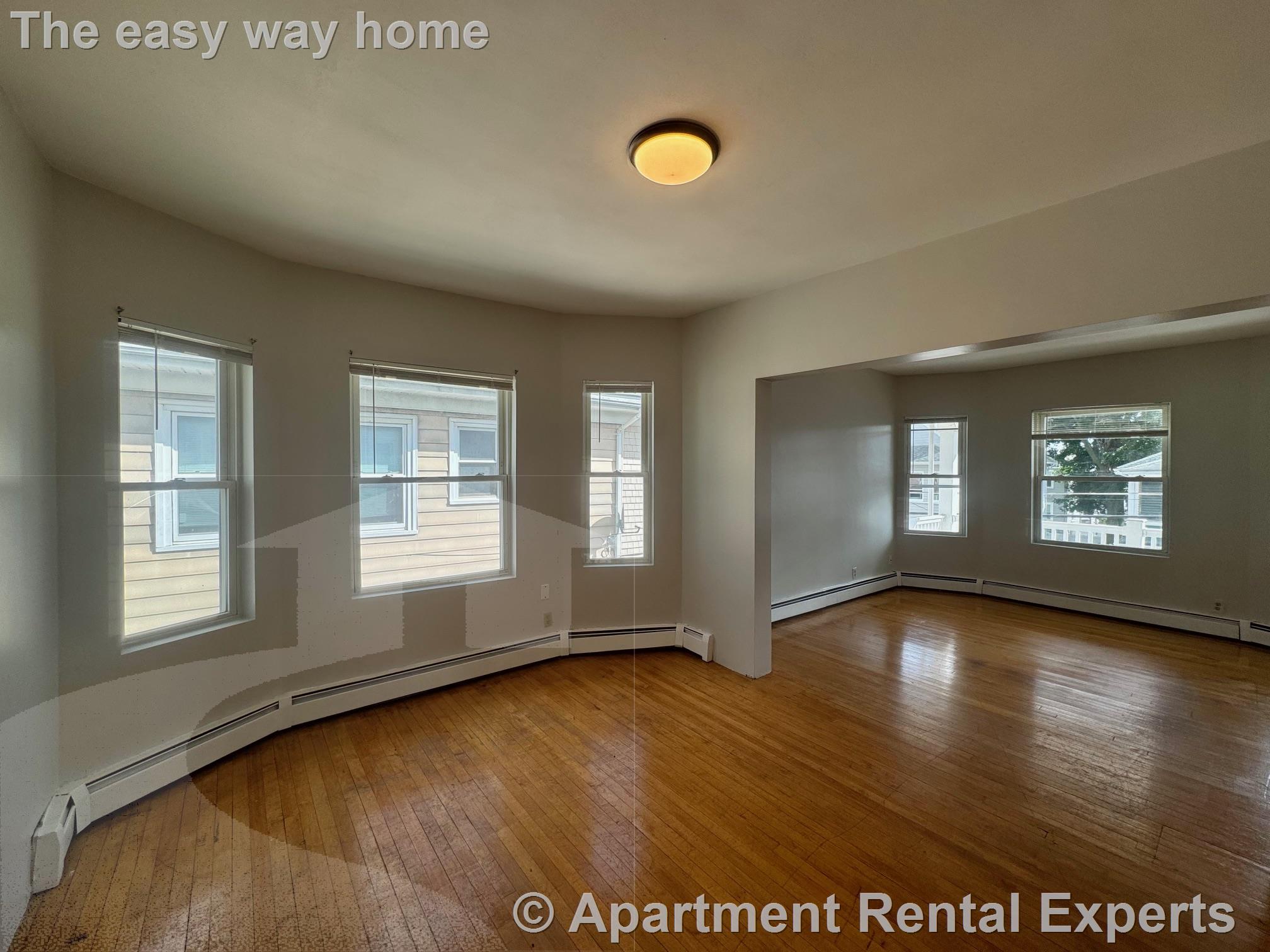 69 Frederick Ave, Tufts