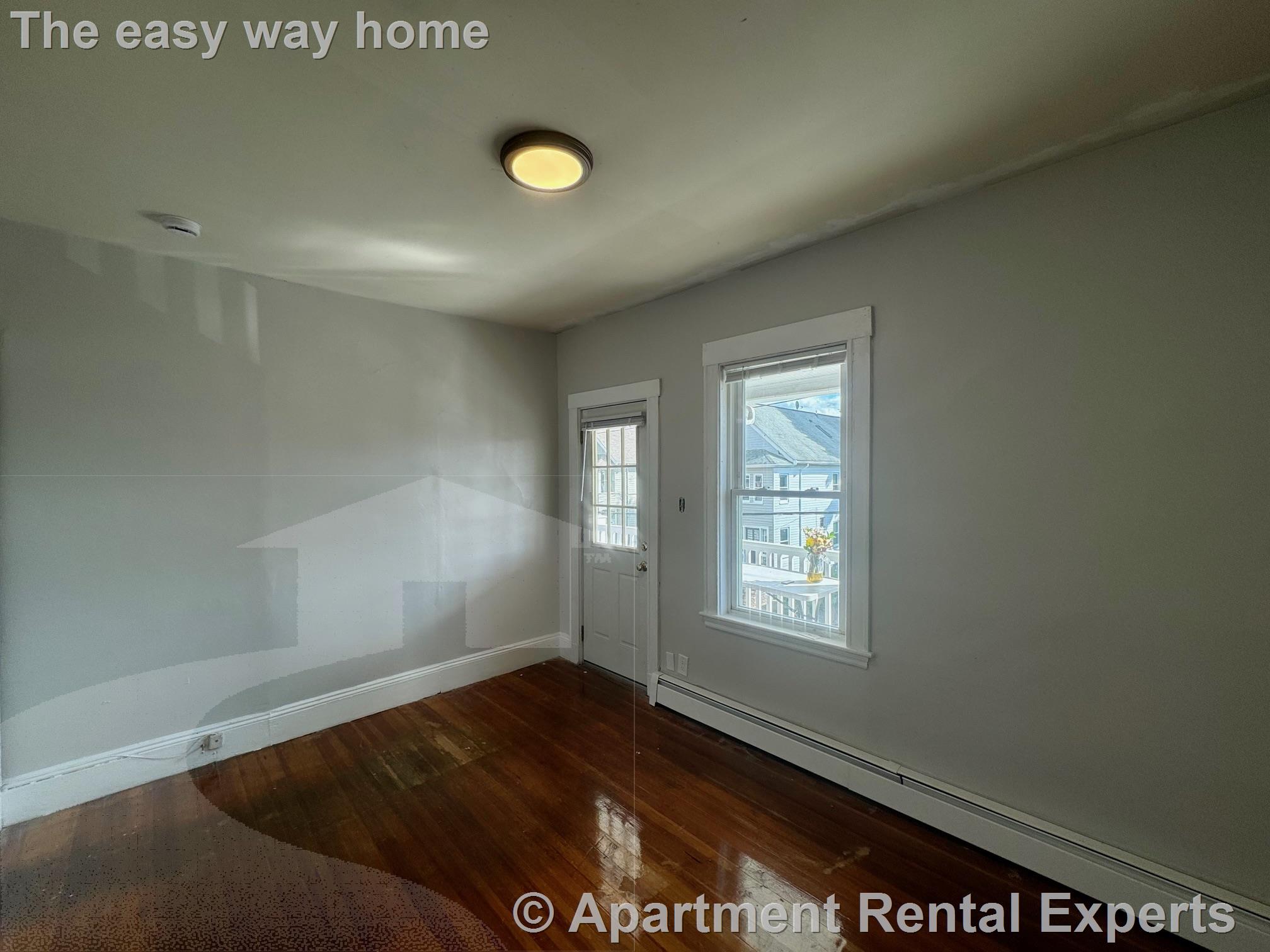 69 Frederick Ave, Tufts