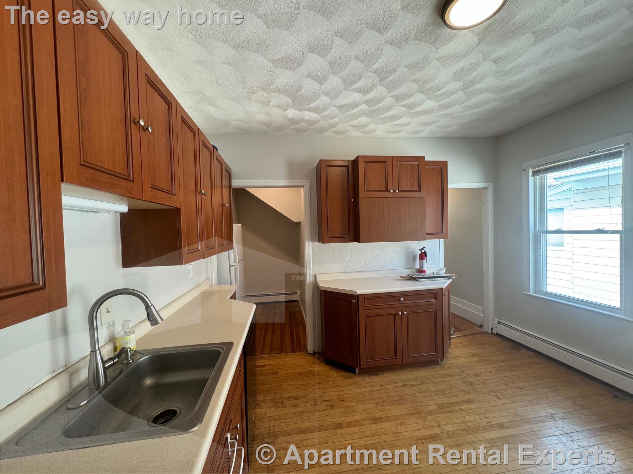 69 Frederick Ave, Tufts