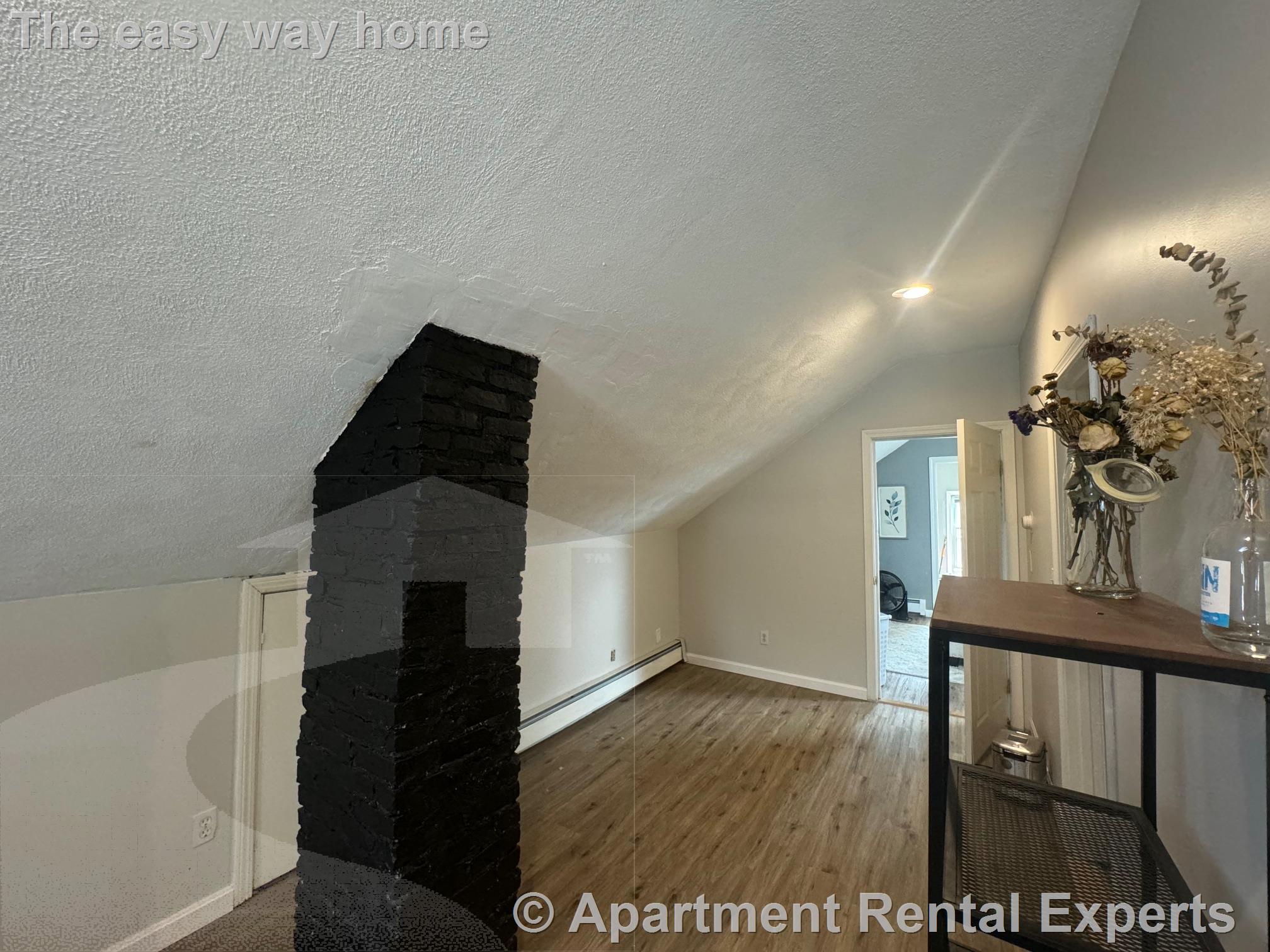 69 Frederick Ave, Tufts