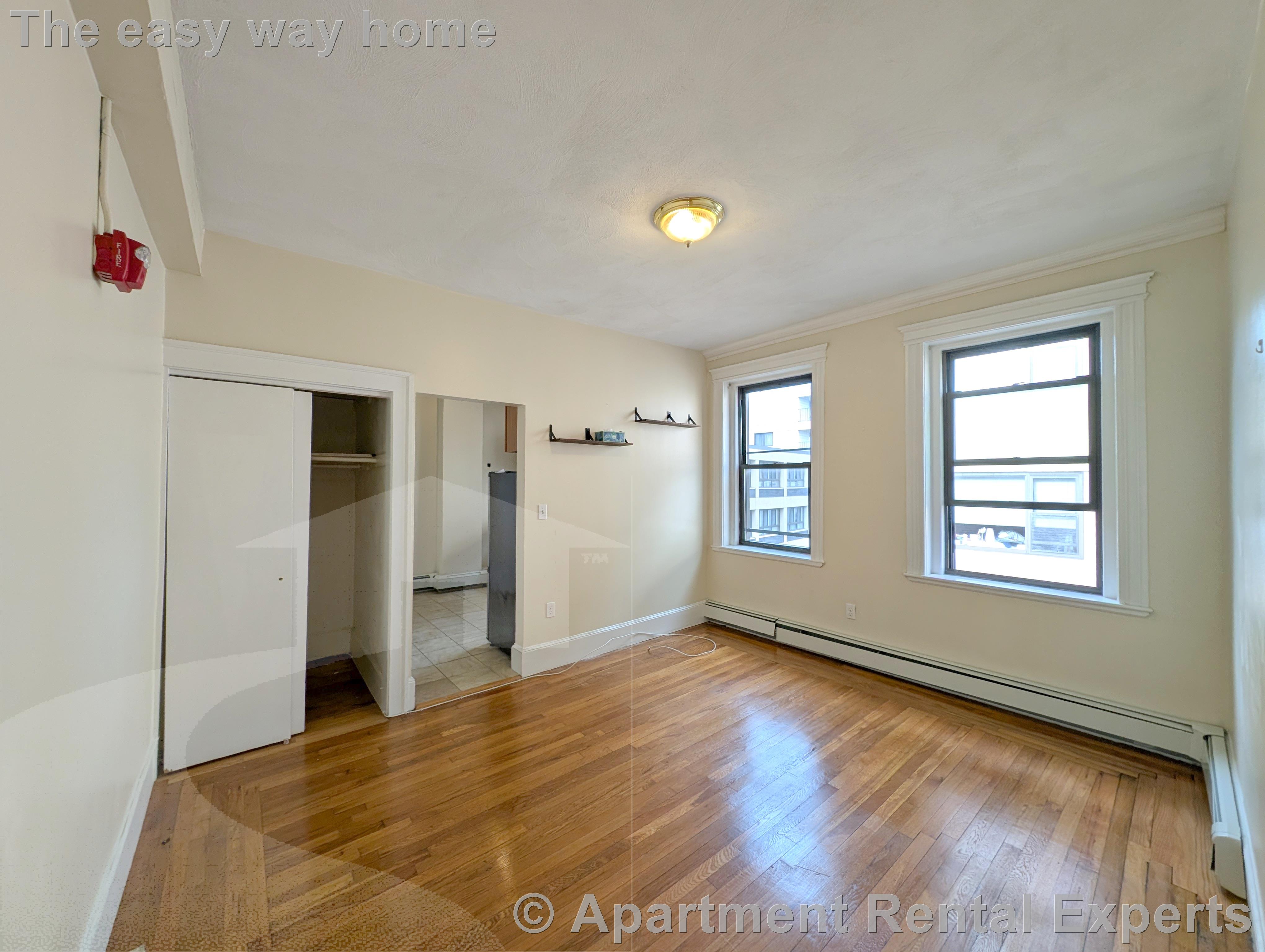 77 Hancock St, Central Square