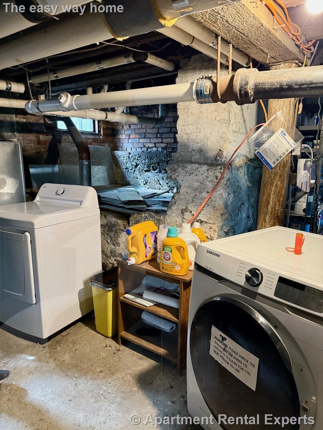 27 Hillsdale Rd, Tufts