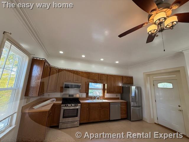 194 Forest St, Medford Square