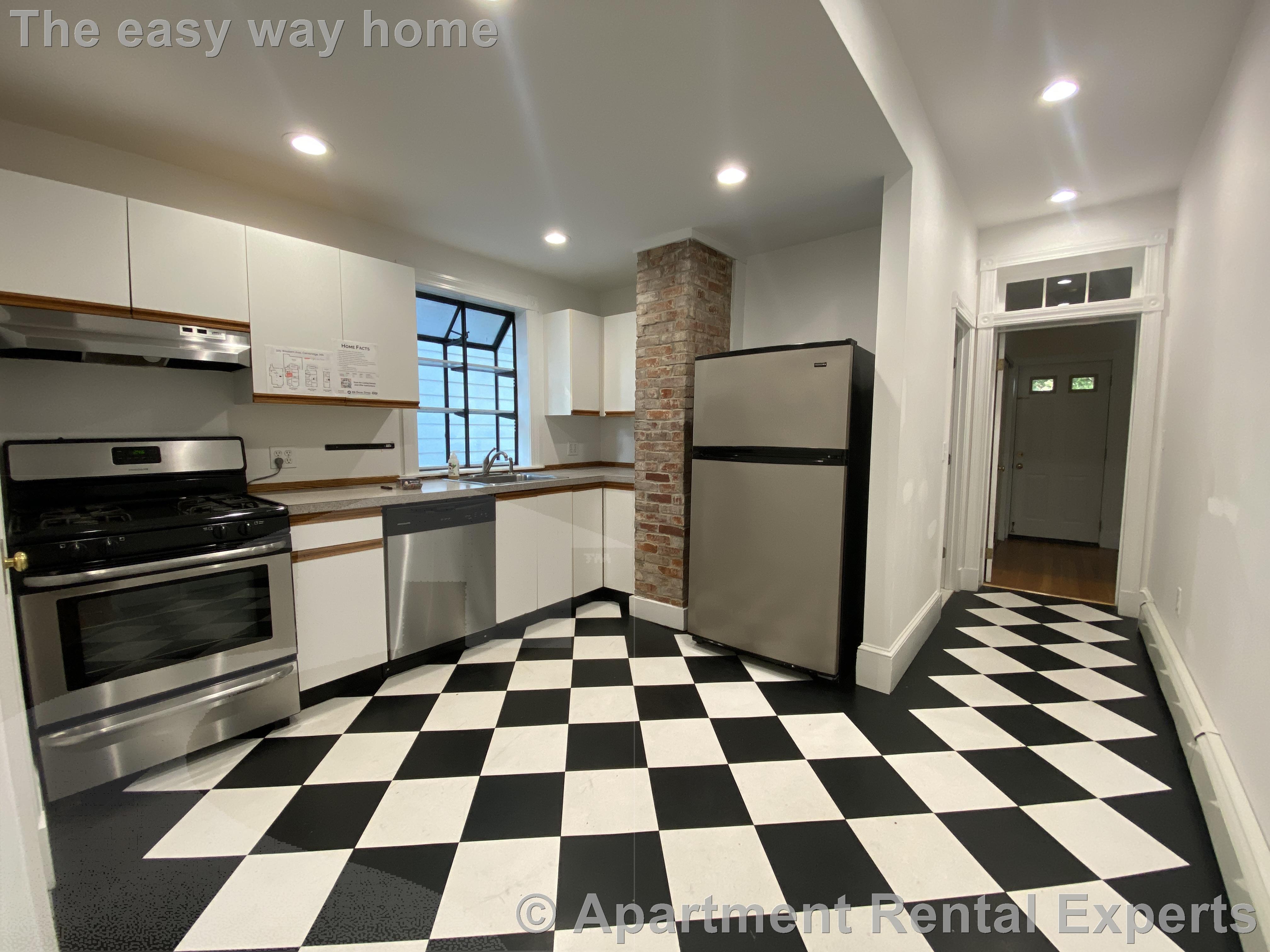 325 Western Ave, Central Square