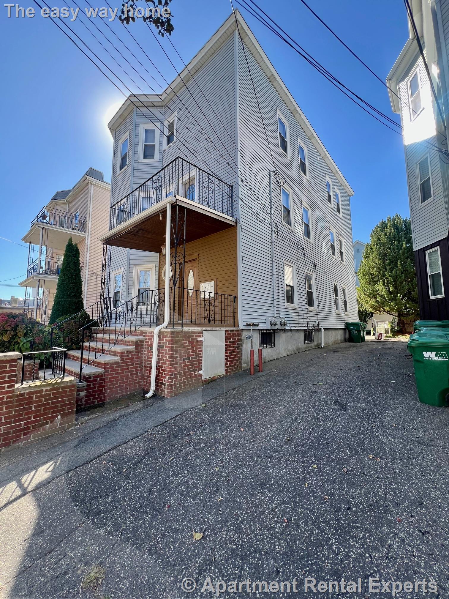 633 Boston Ave, Ball Square